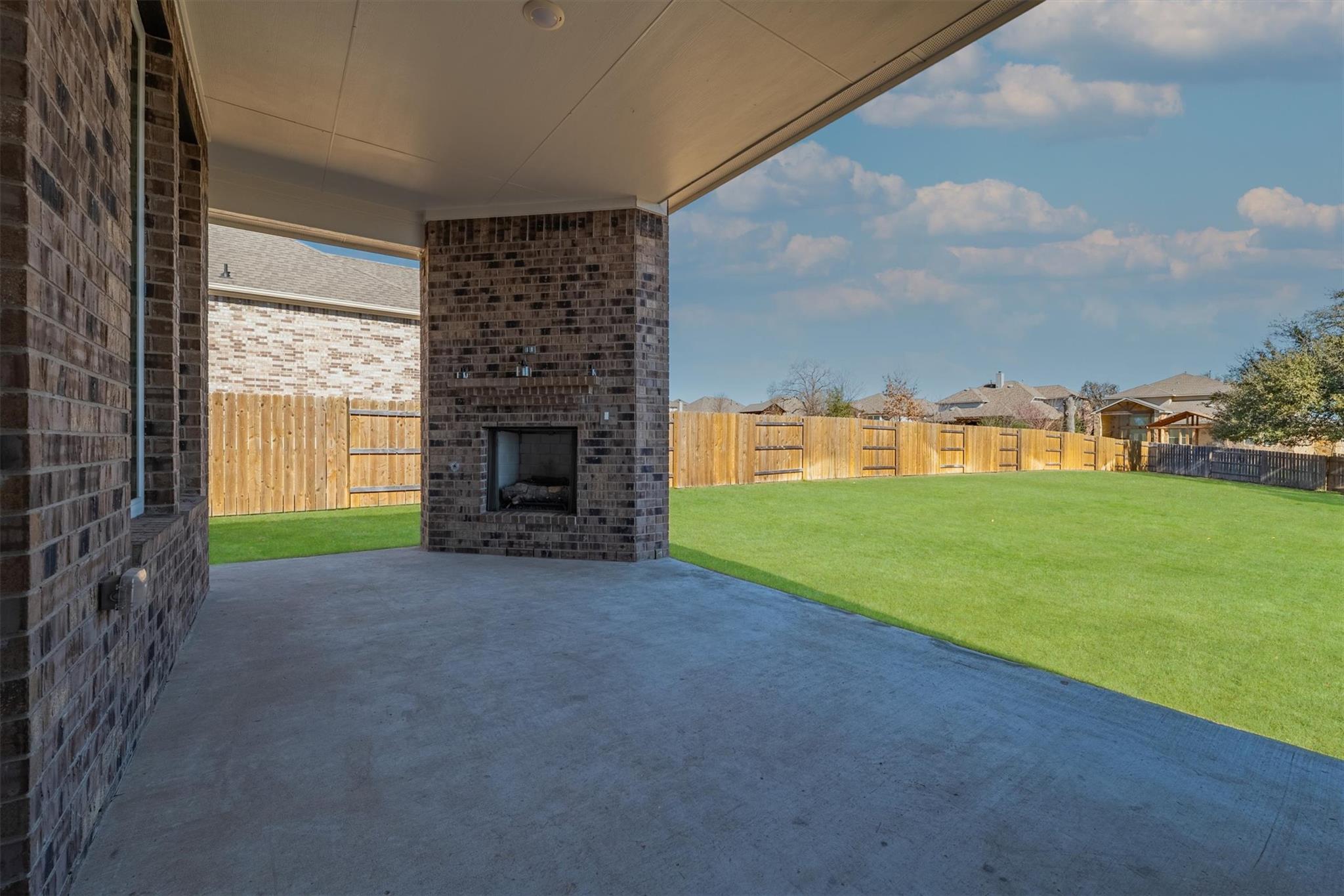 2345 Airport Dr Property Photo 32