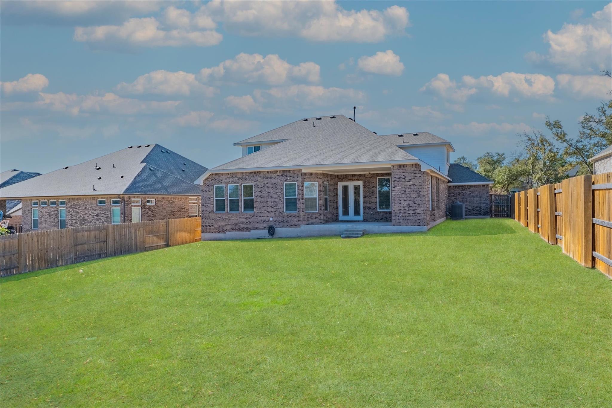 2345 Airport Dr Property Photo 33