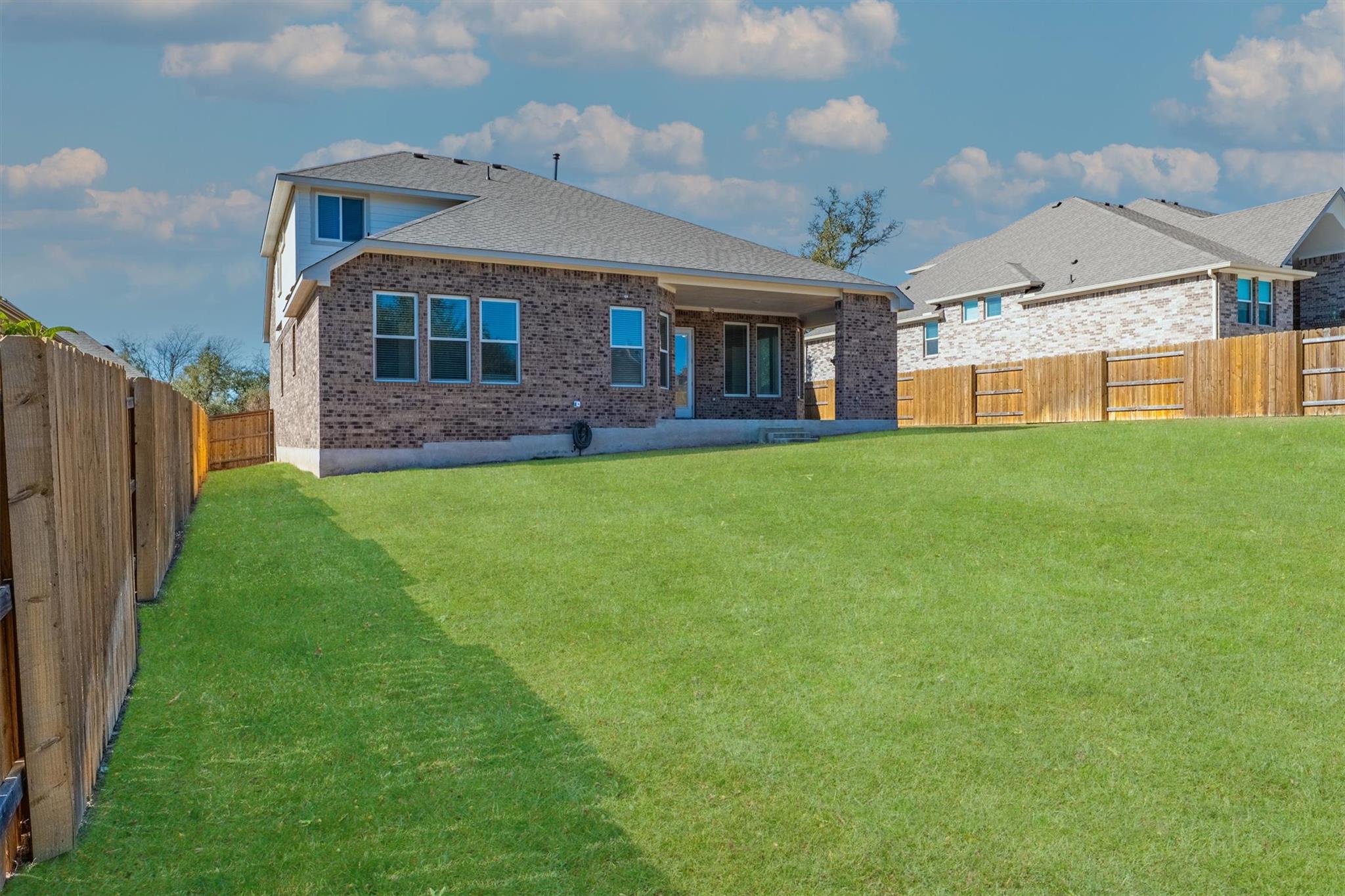 2345 Airport Dr Property Photo 35