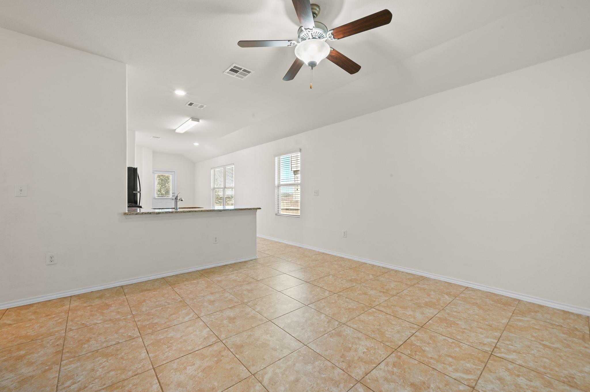 10209 Crescendo Ln Property Photo 3