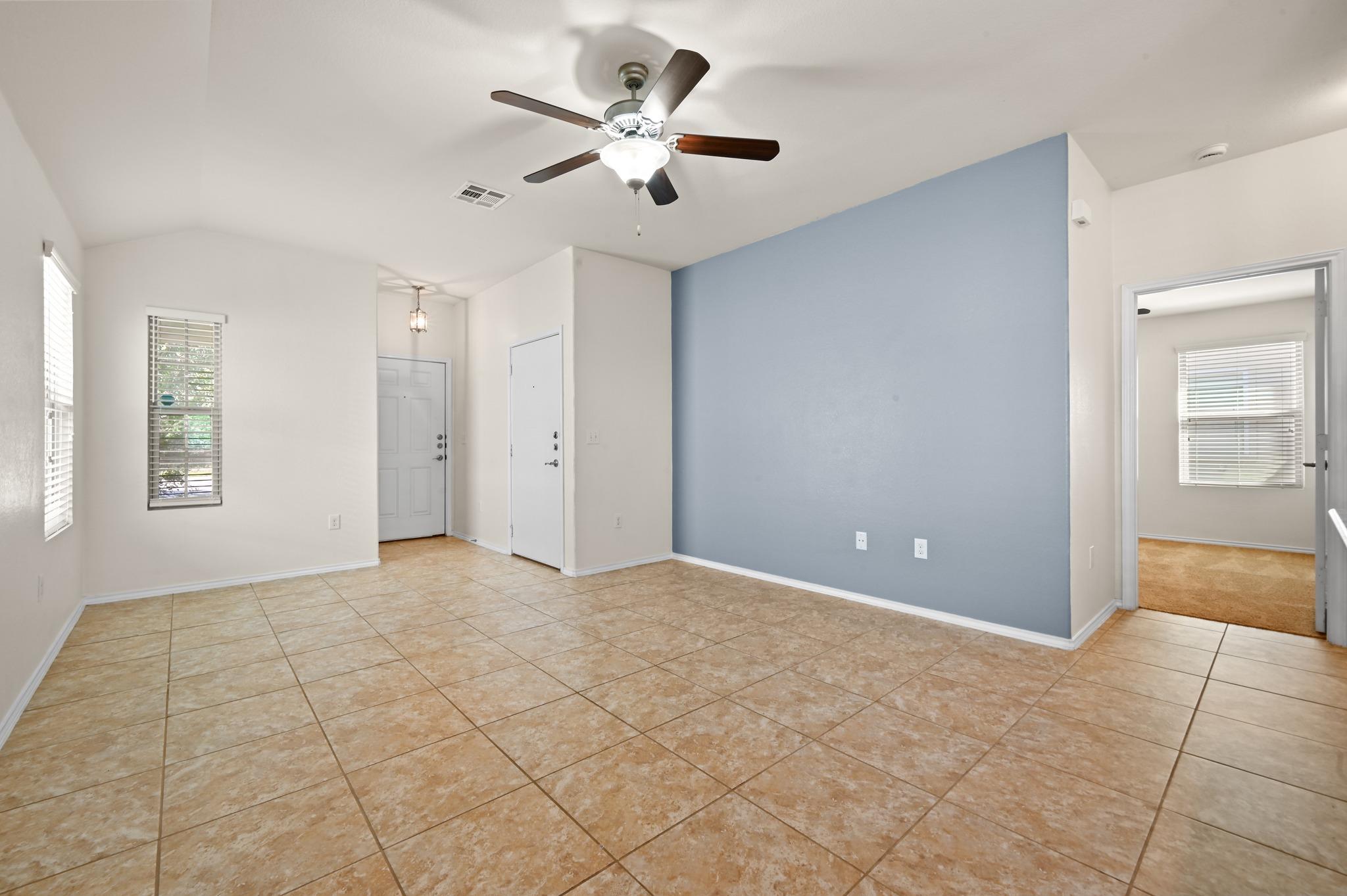 10209 Crescendo Ln Property Photo 4