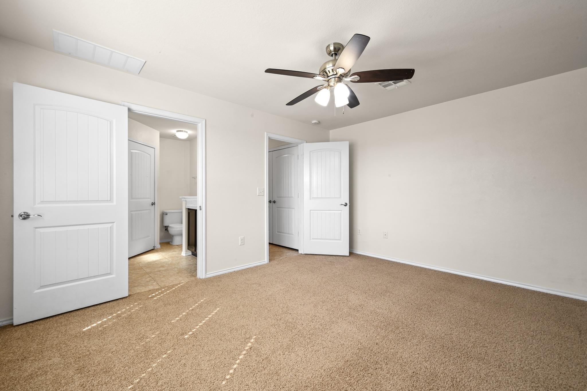 10209 Crescendo Ln Property Photo 8