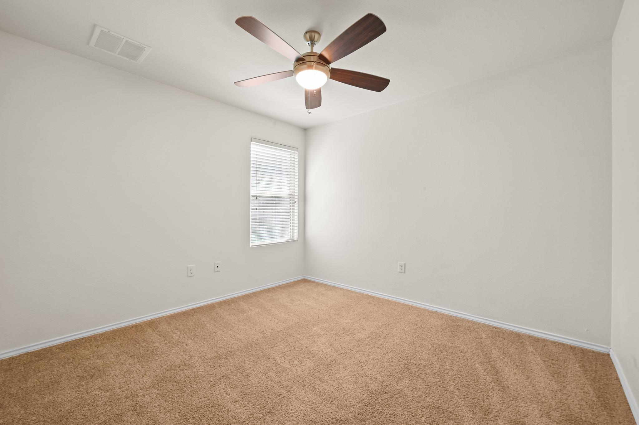 10209 Crescendo Ln Property Photo 12