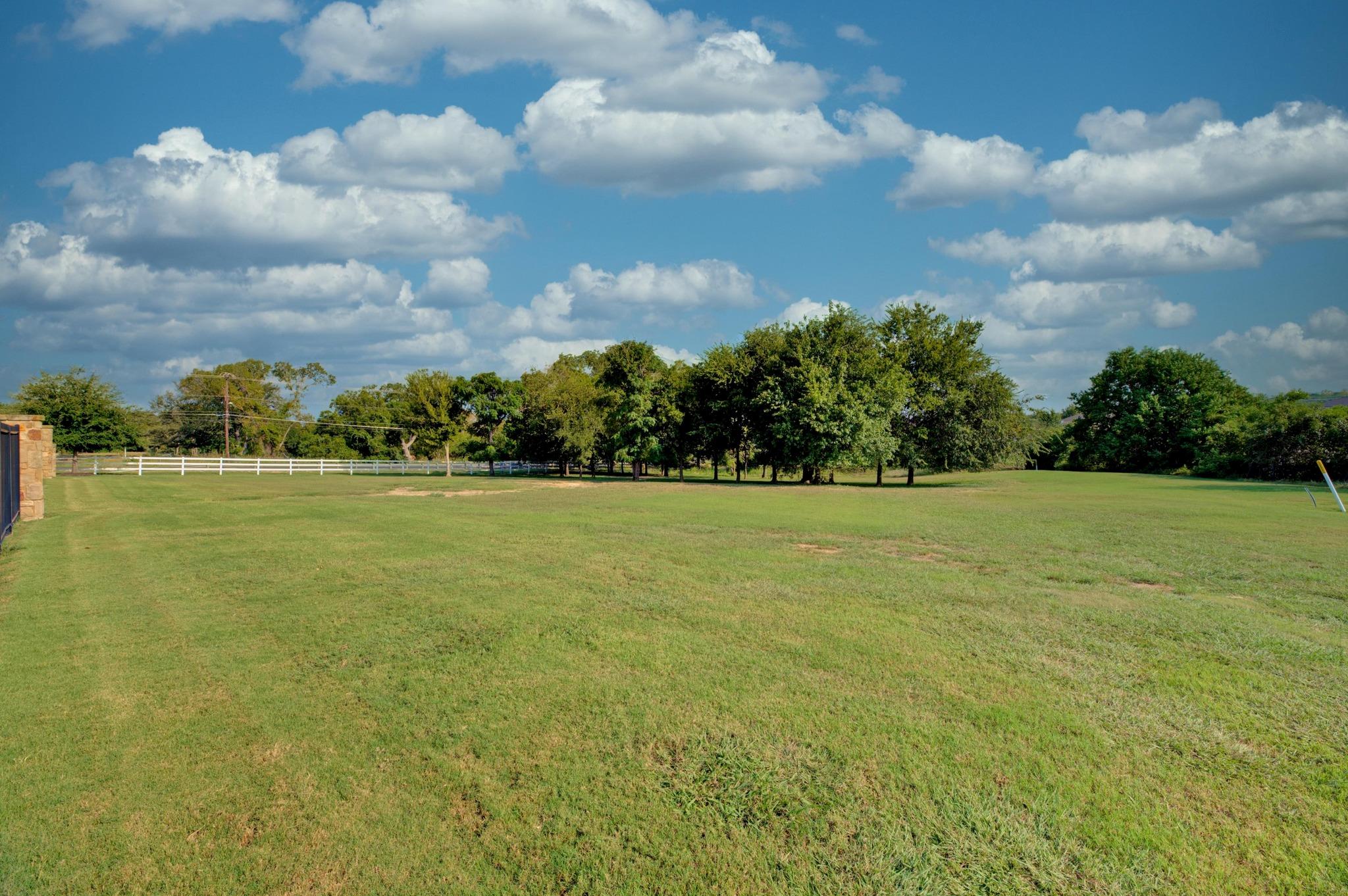 10209 Crescendo Ln Property Photo 28