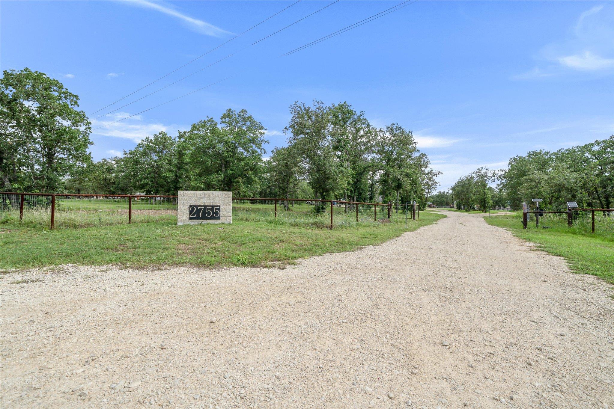 2755 Washburn Rd Property Photo 2