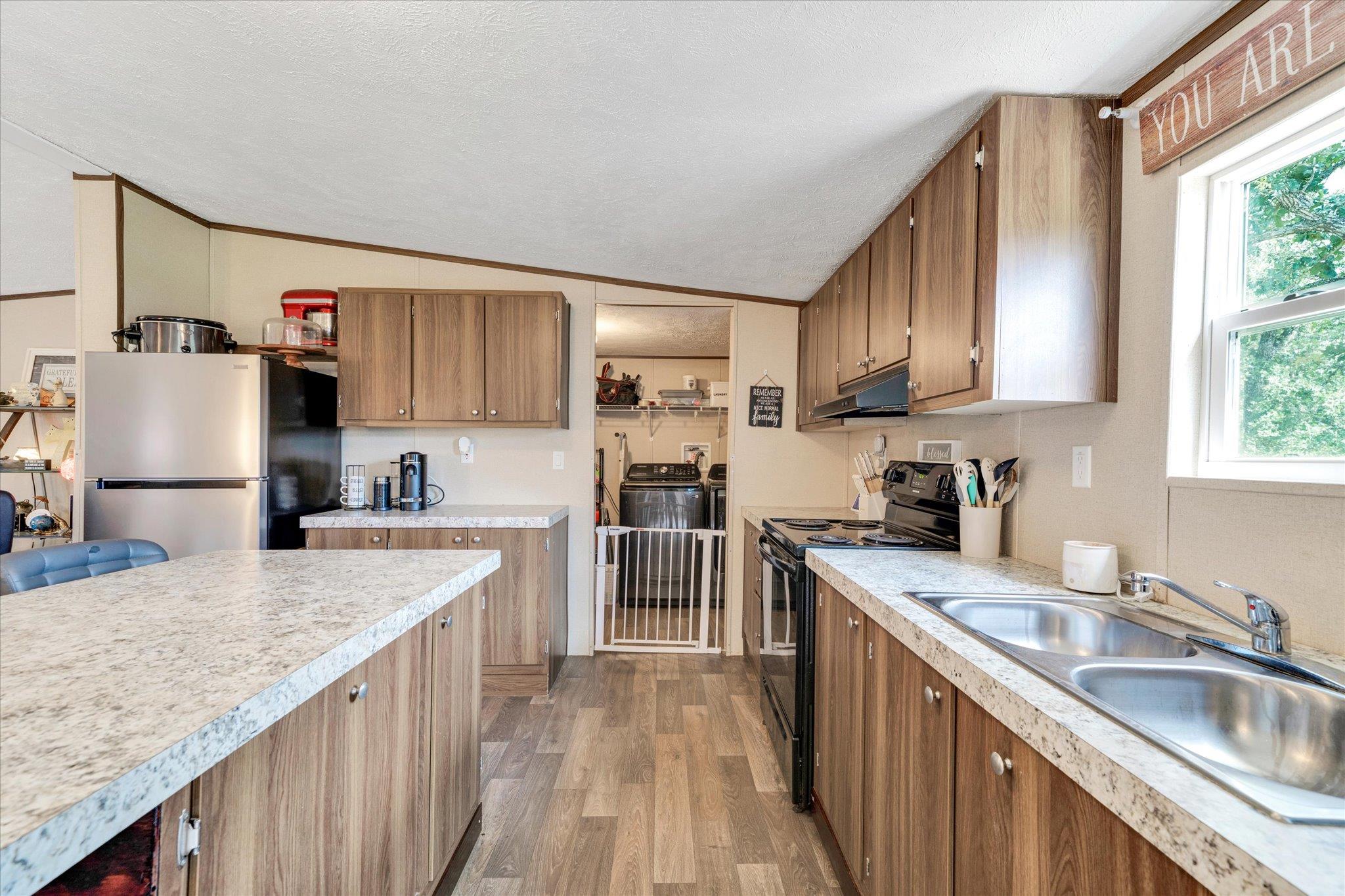 2755 Washburn Rd Property Photo 15