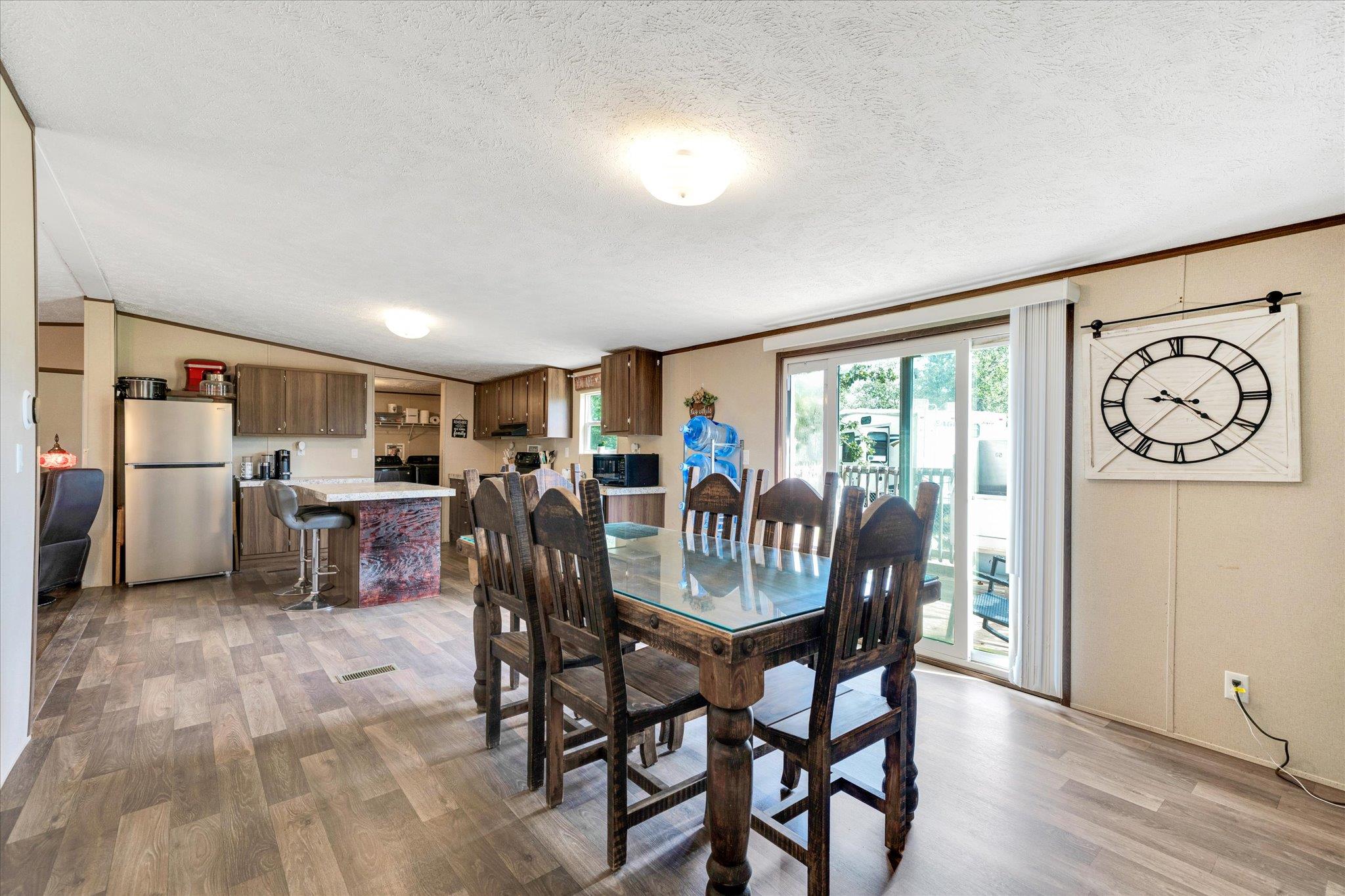 2755 Washburn Rd Property Photo 17