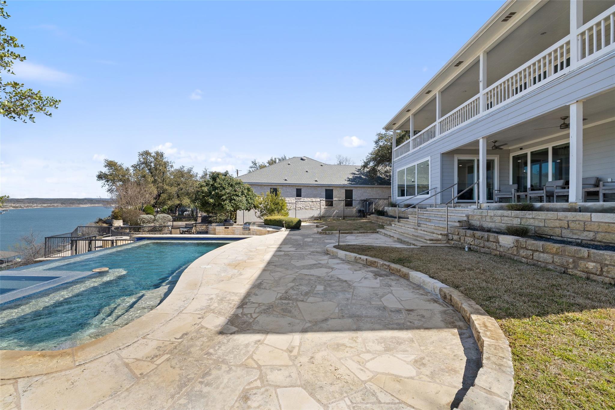 21916 Briarcliff Dr Property Photo 32