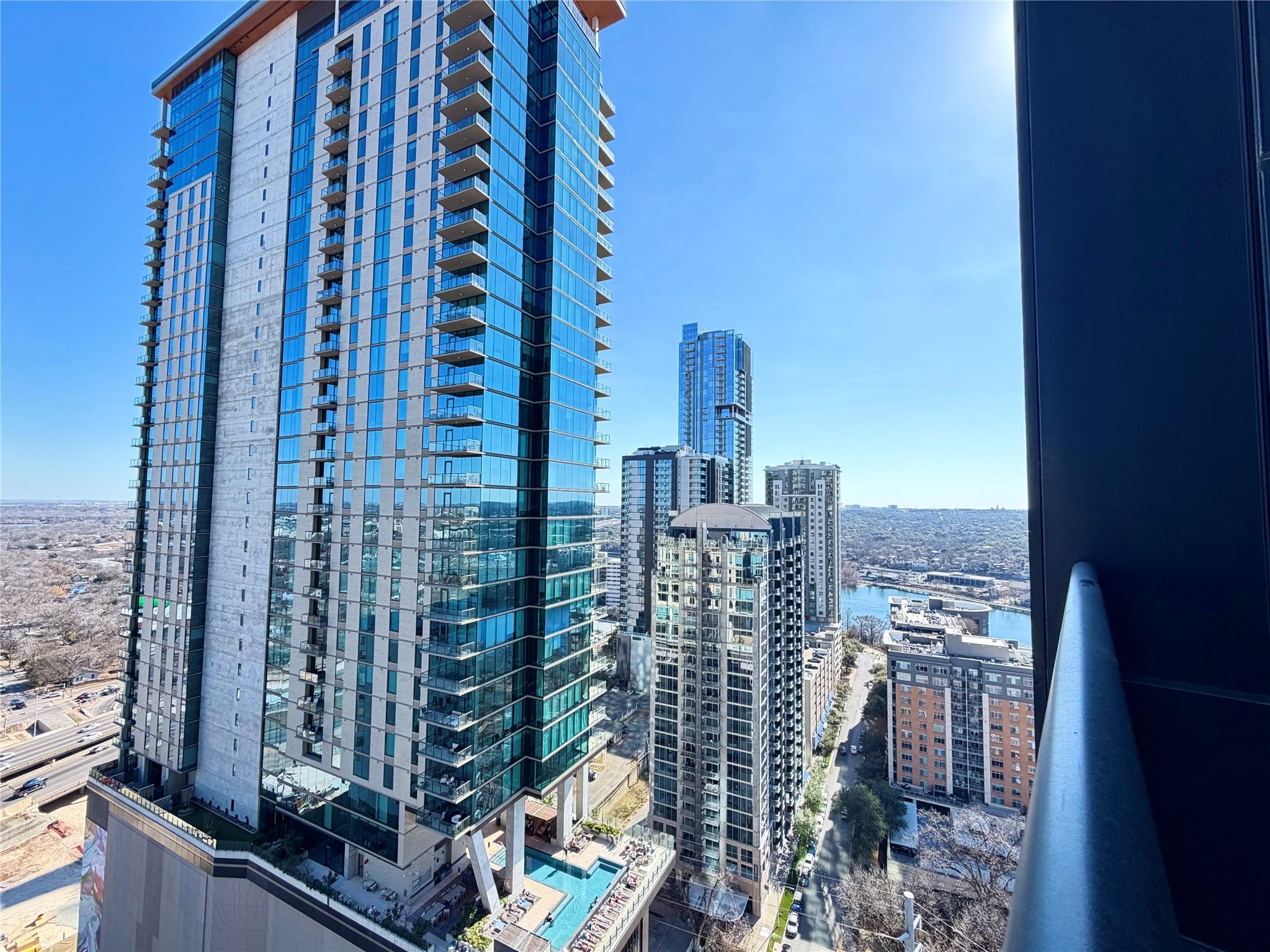 70 Rainey St #2203 Property Photo 1
