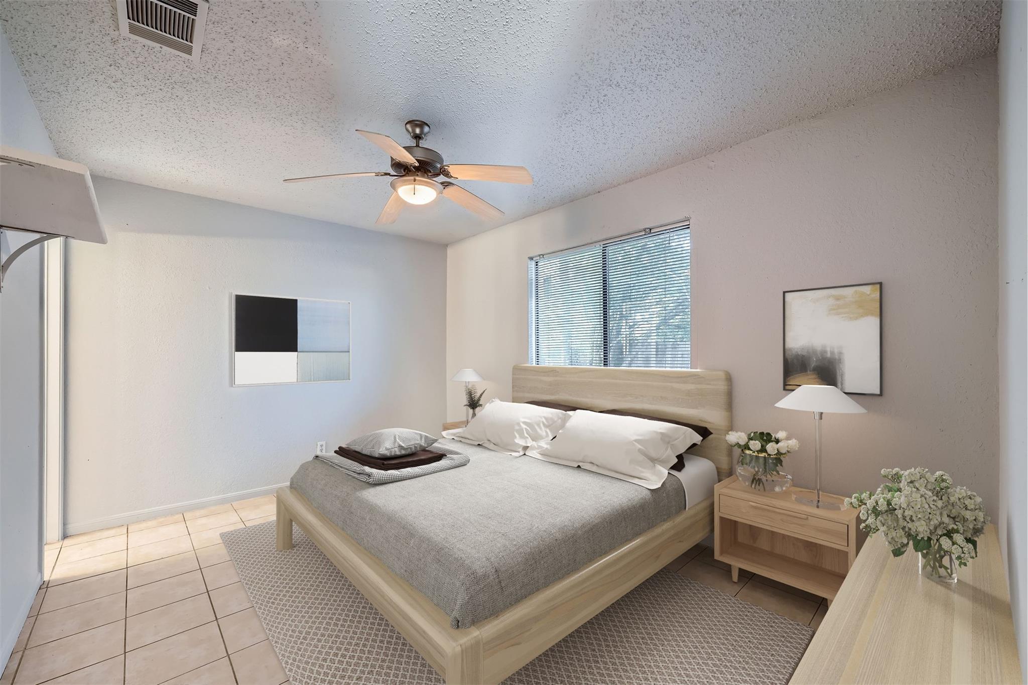 1101 Hyridge St Property Photo 6