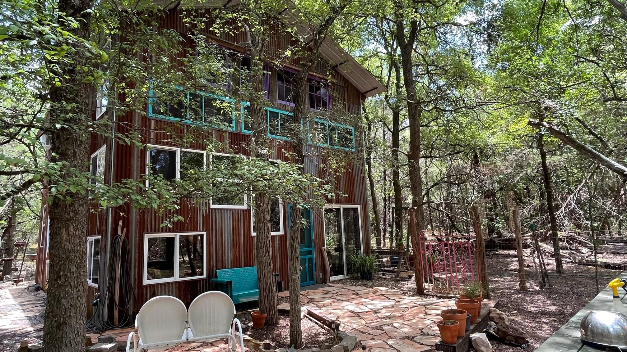907 Deertrail Dr Property Photo