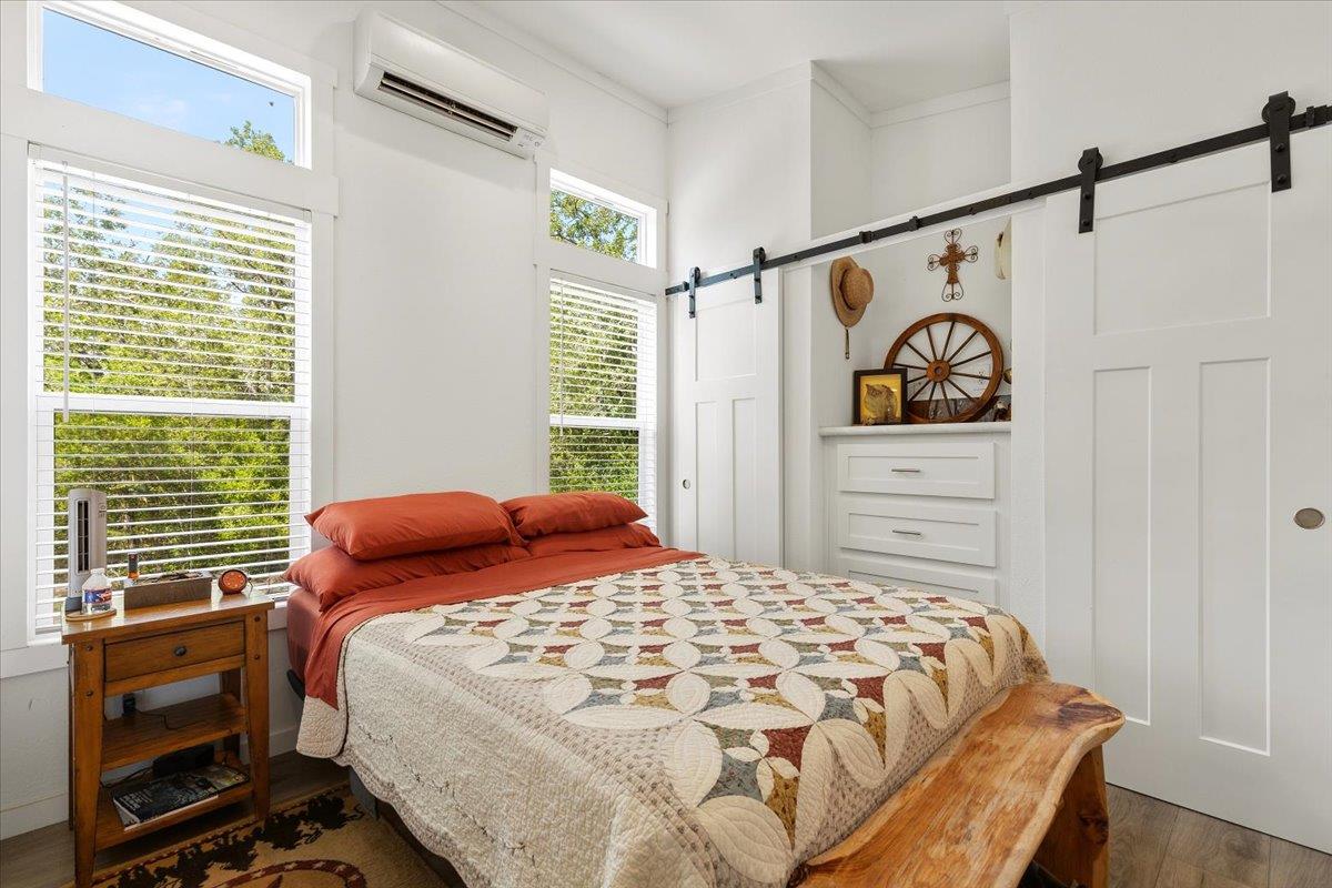 1705 Makinson Rd Property Photo 8