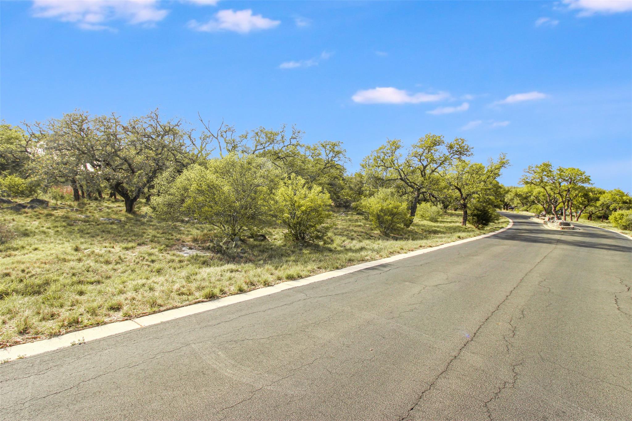 Tbd Crest View Property Photo 2
