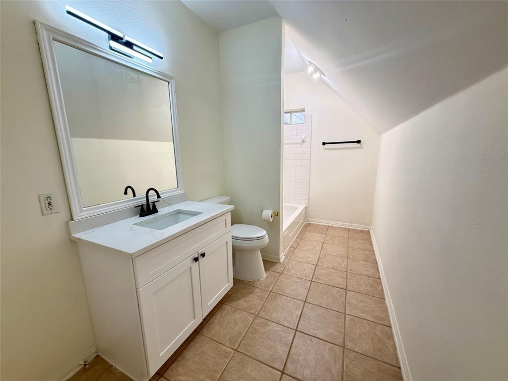15220 Calaveras Dr Property Photo 25