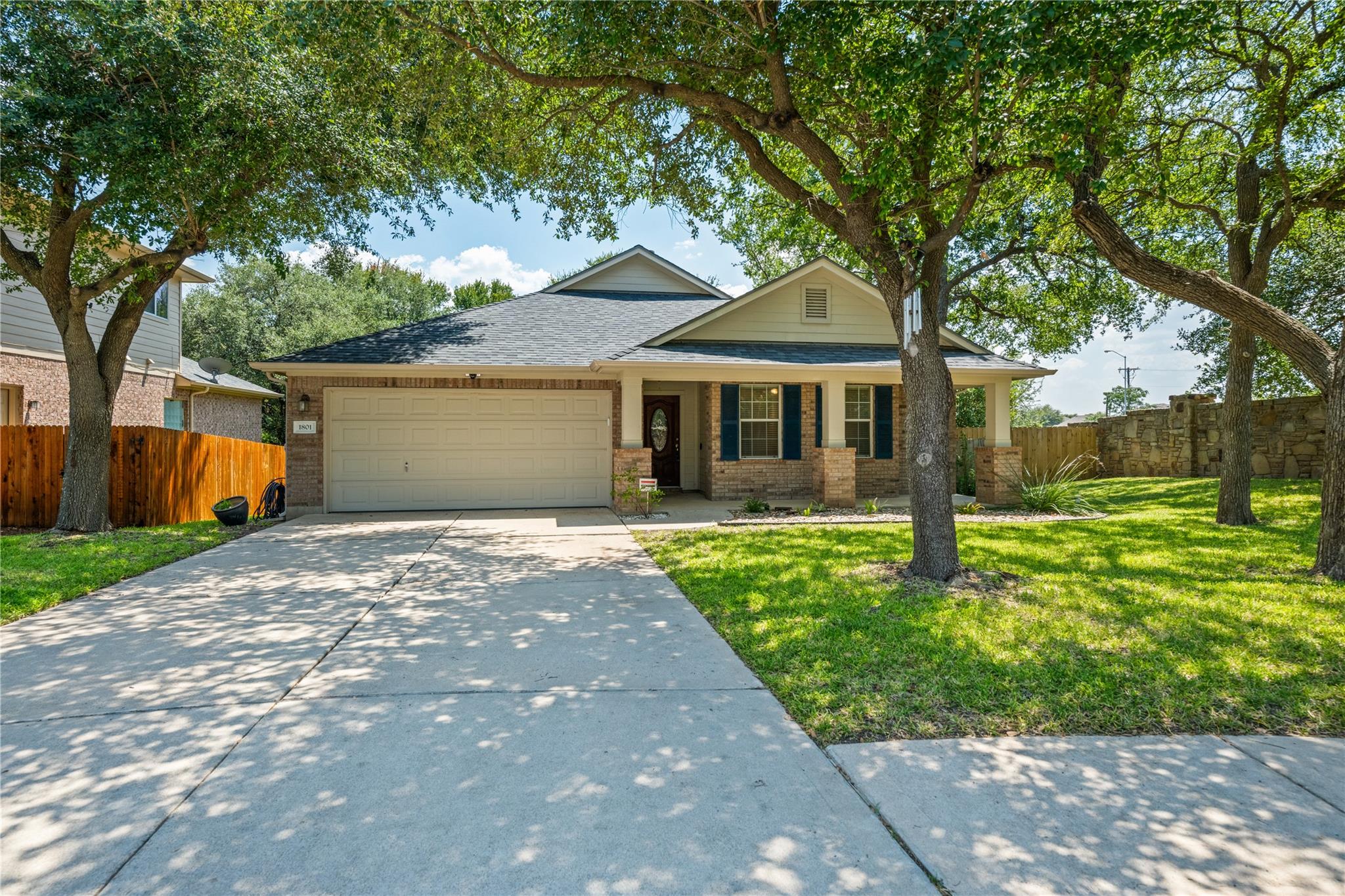 1801 Creek Crest Way Property Photo 1