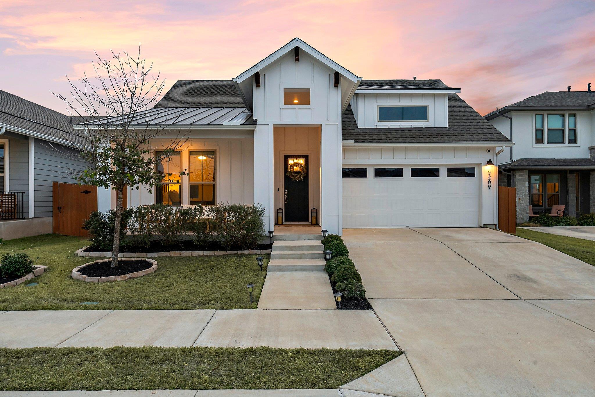 9209 Spire Vw Property Photo
