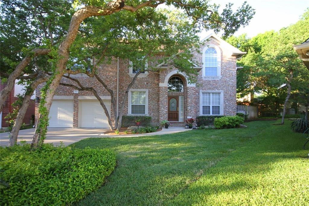 902 Brookside Ct Property Photo