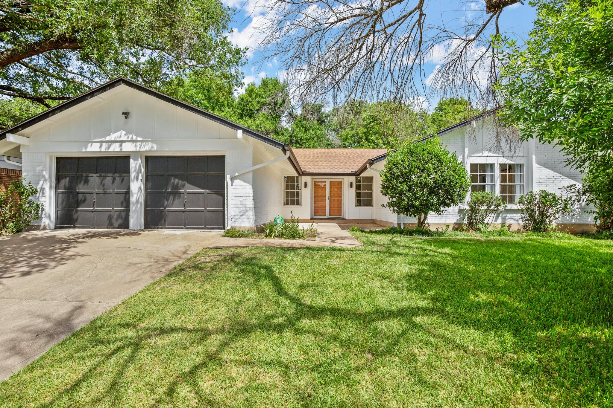 10201 Parkfield Dr Property Photo 1