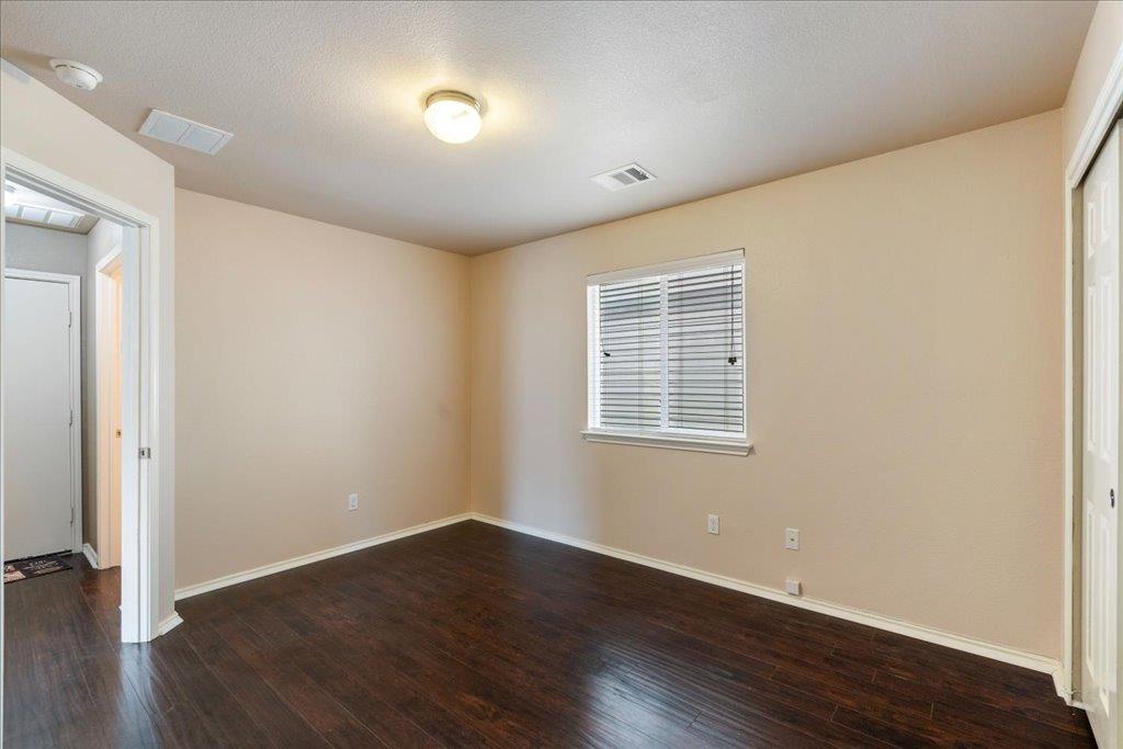 1421 Huckleberry Ln Property Photo 13