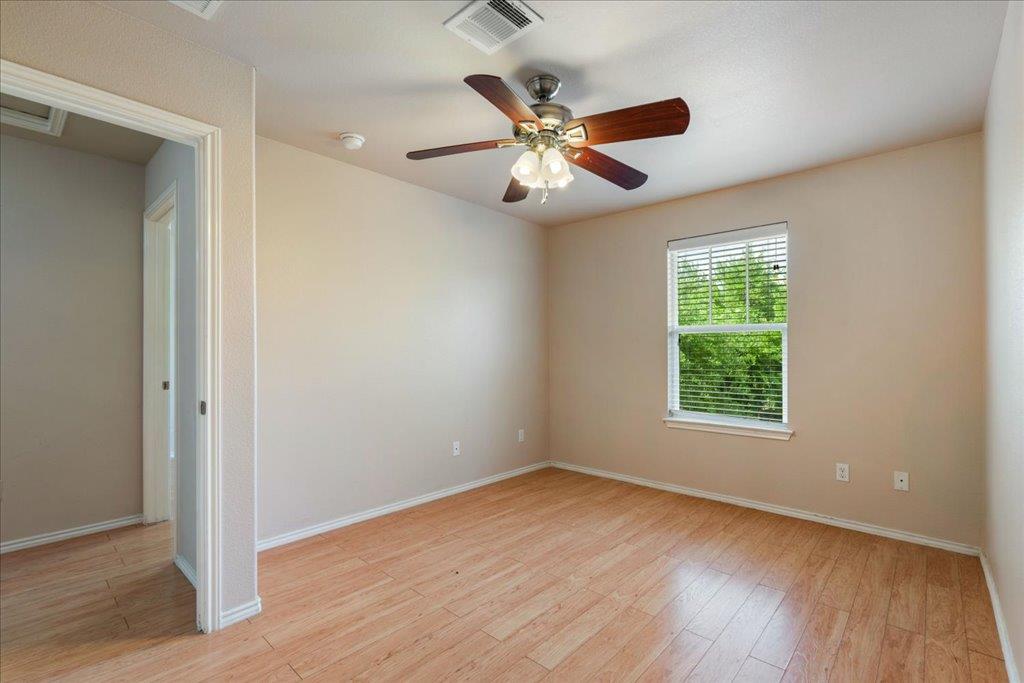 1421 Huckleberry Ln Property Photo 22