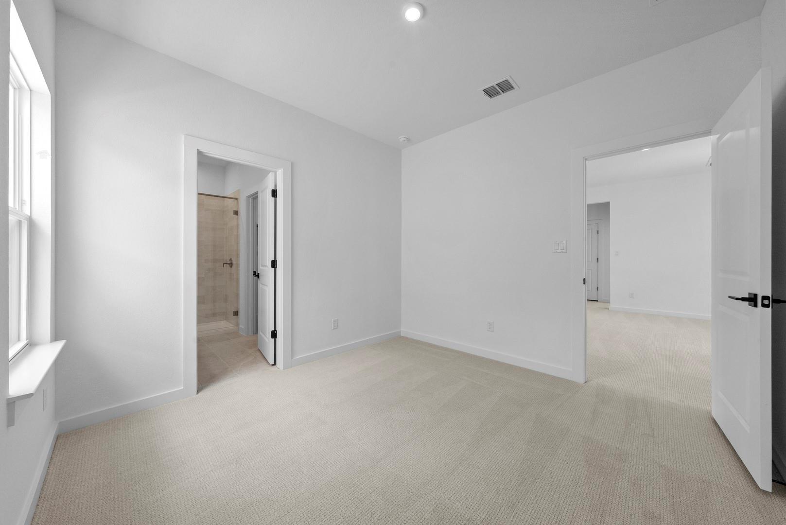 1345 Sweet Violet Dr Property Photo 10