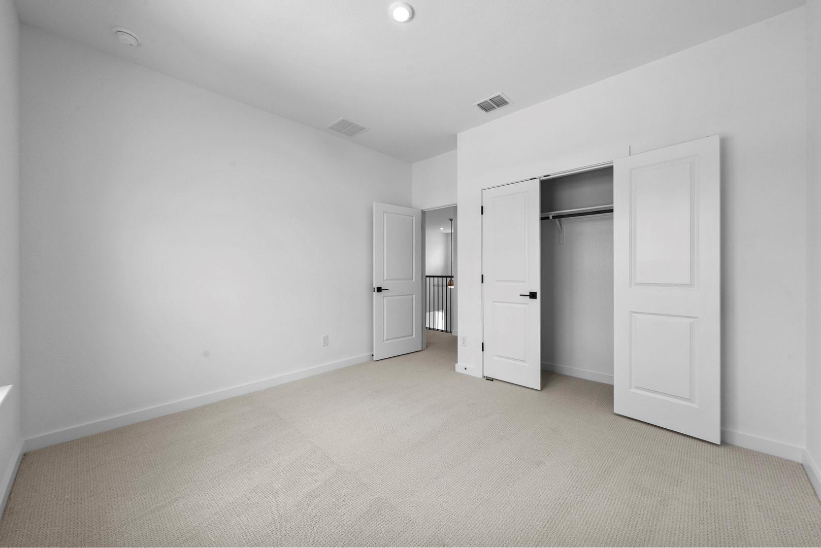 1345 Sweet Violet Dr Property Photo 12