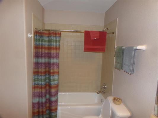 220 W Lakecrest Dr Property Photo 21