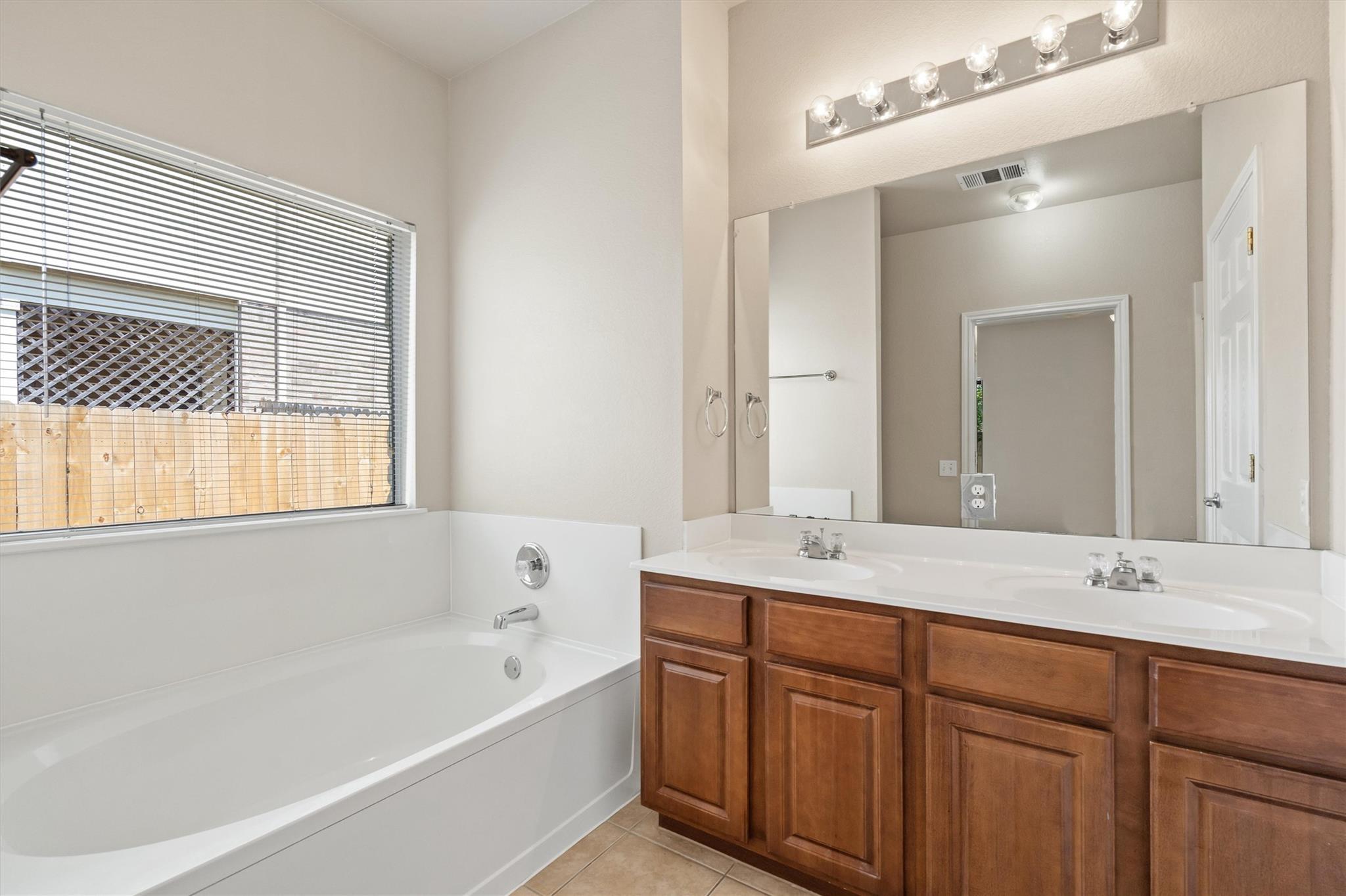 10936 Furrow Hill Dr Property Photo 20