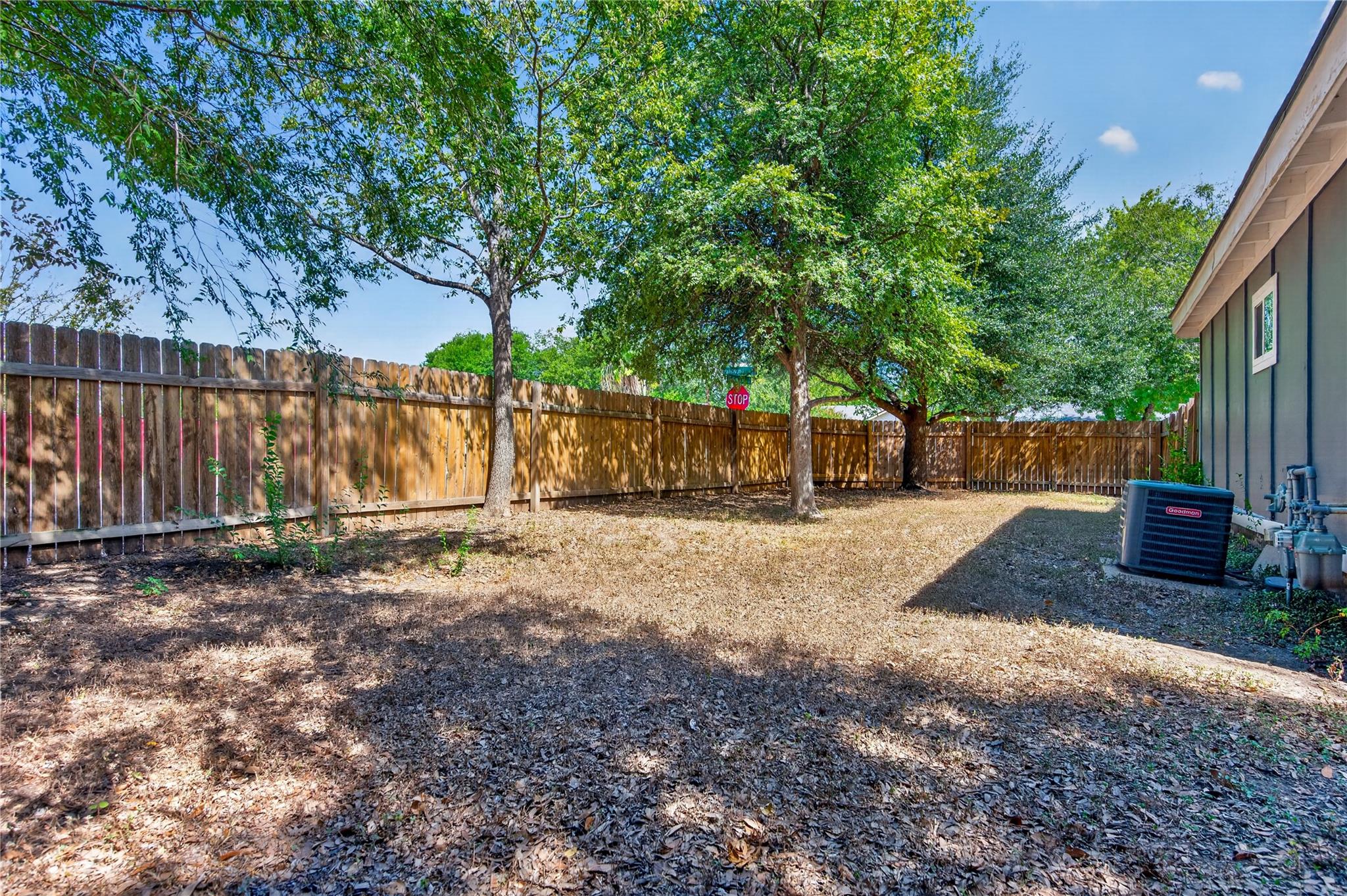 2201 Deadwood Dr #b Property Photo 14