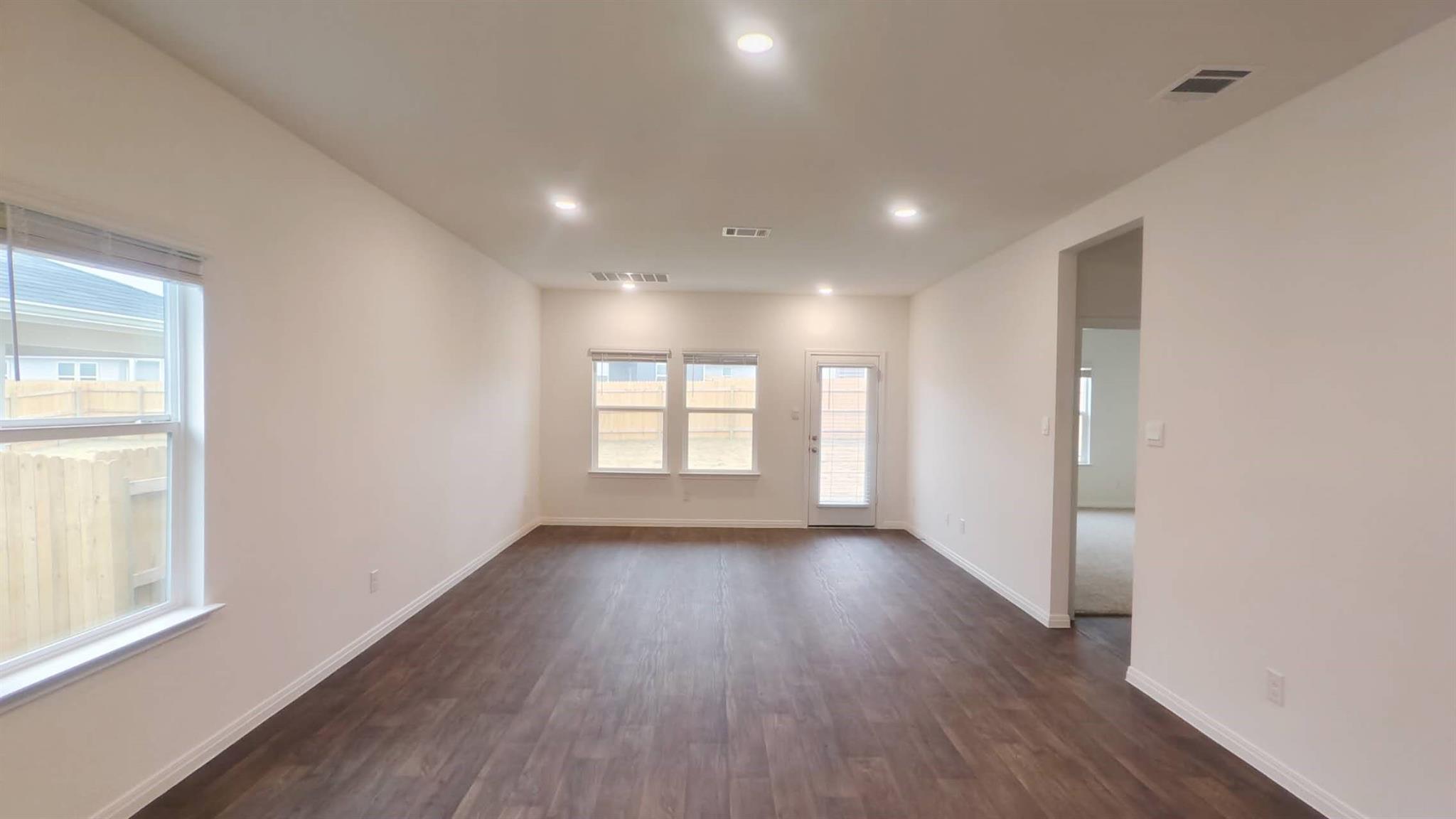 302 Gladiola Loop Property Photo 14