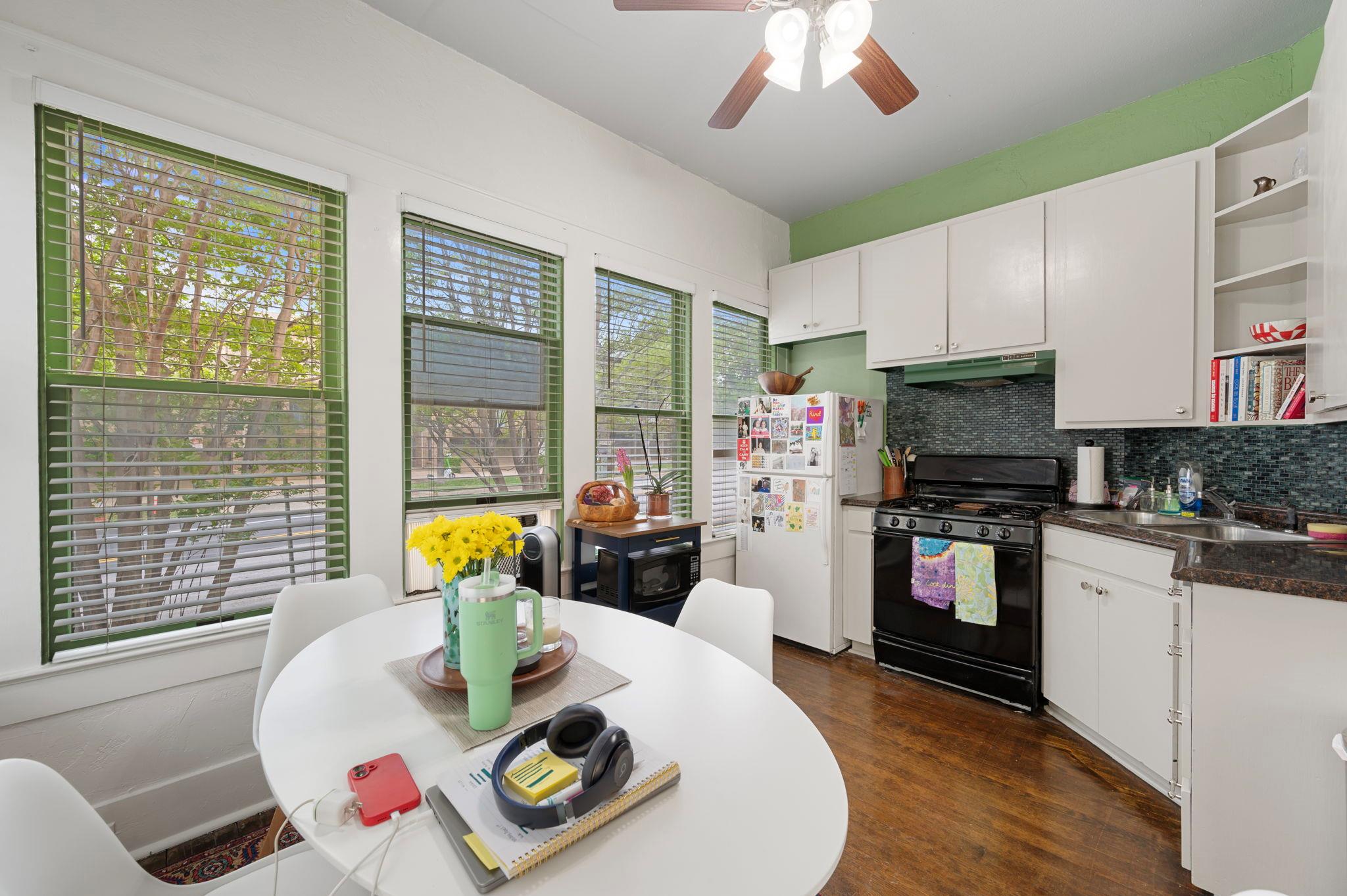 1520 Enfield Rd Property Photo 8