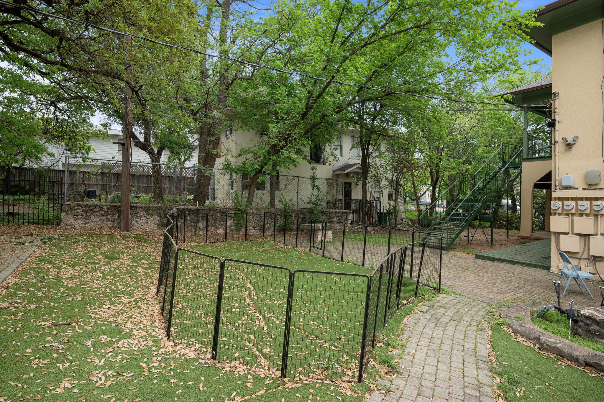 1520 Enfield Rd Property Photo 15