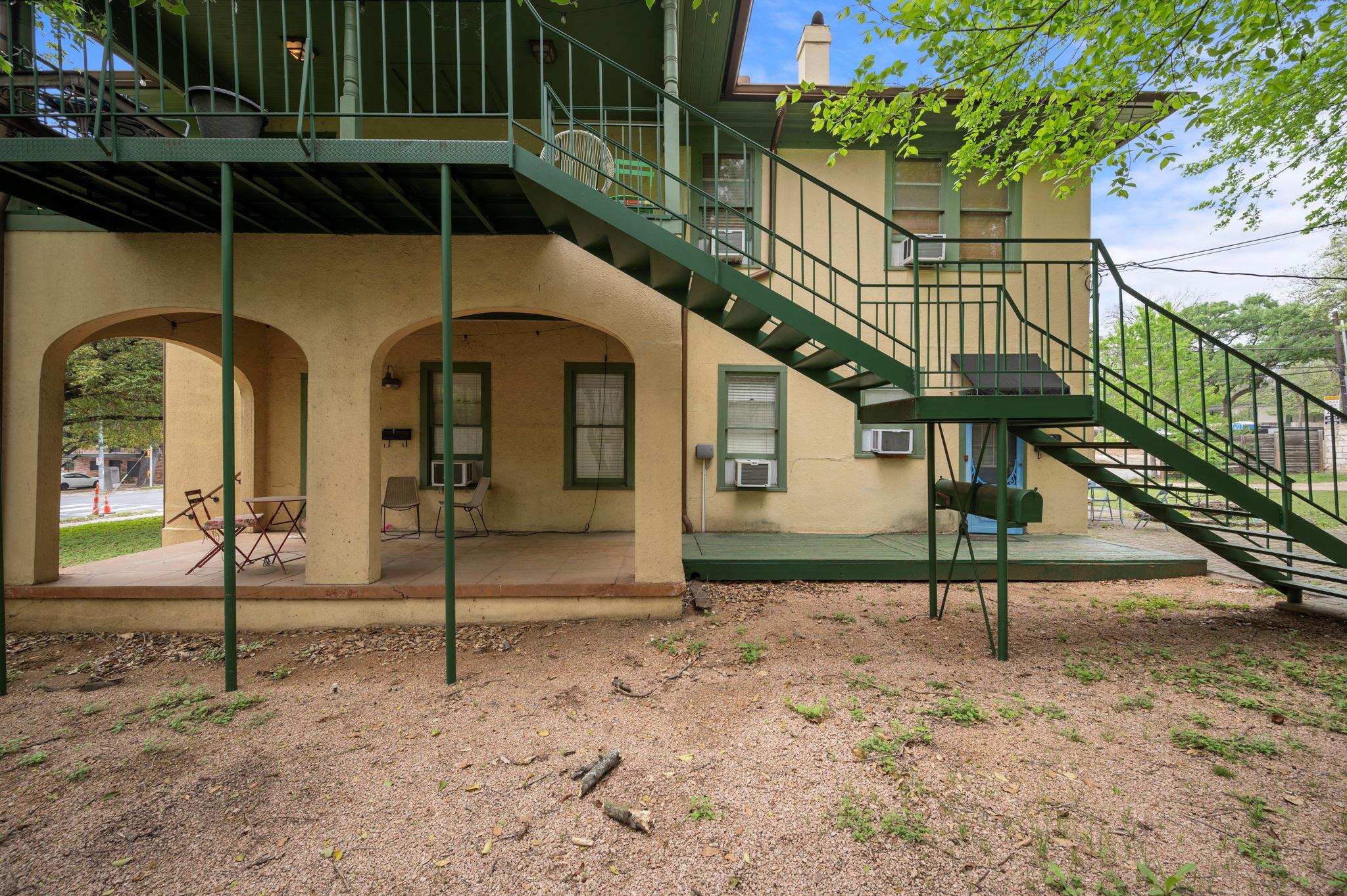 1520 Enfield Rd Property Photo 17