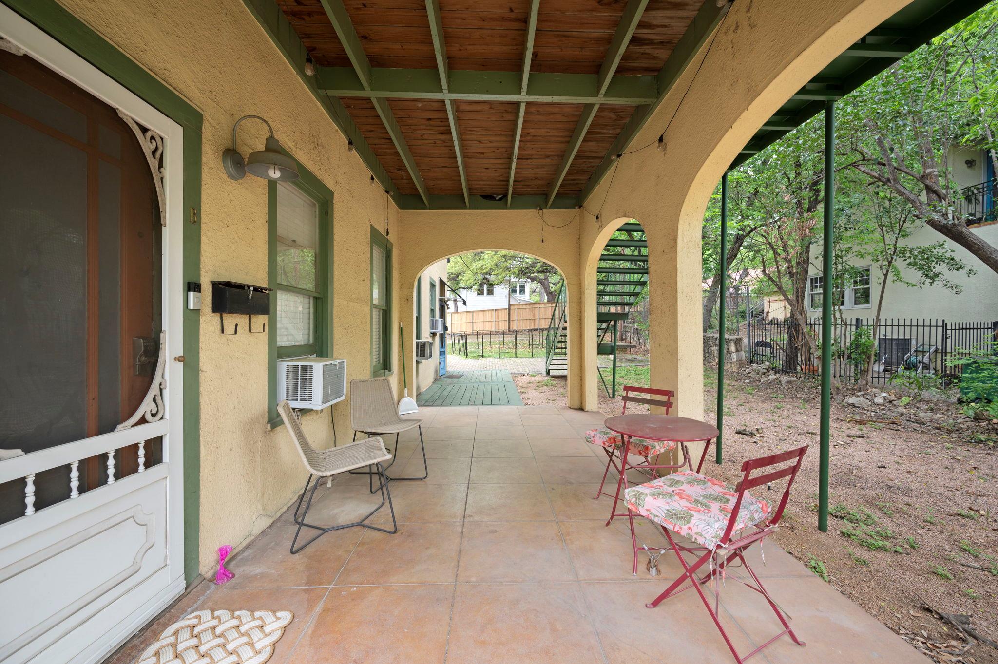 1520 Enfield Rd Property Photo 18