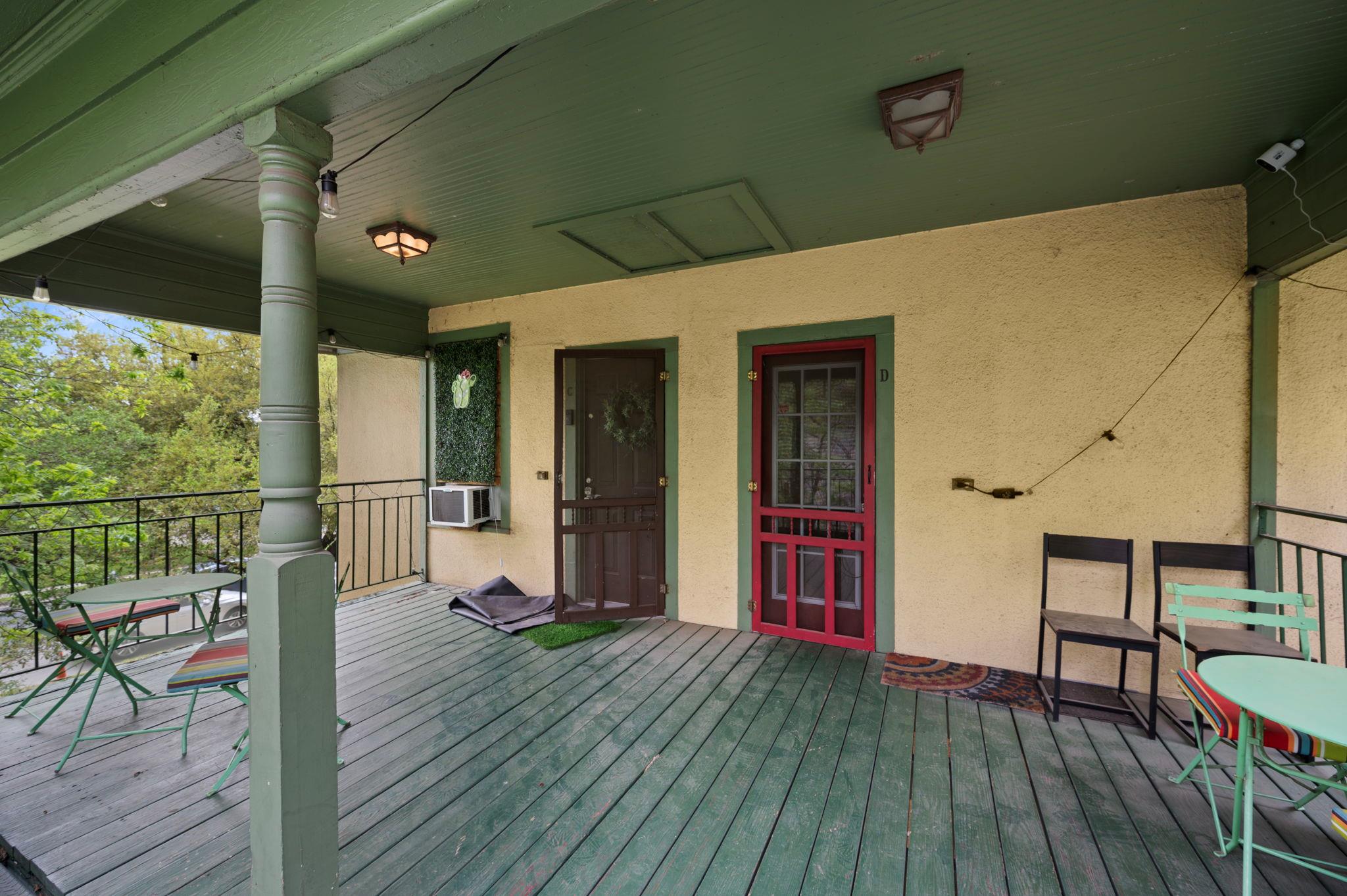 1520 Enfield Rd Property Photo 19