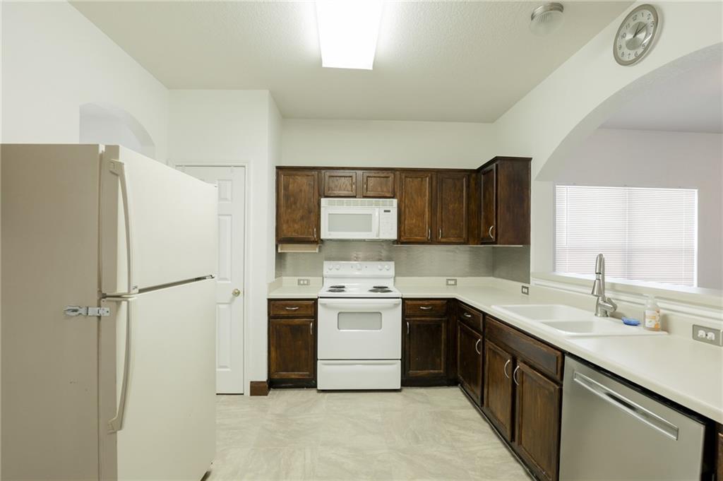 11810 Navasota St Property Photo 7