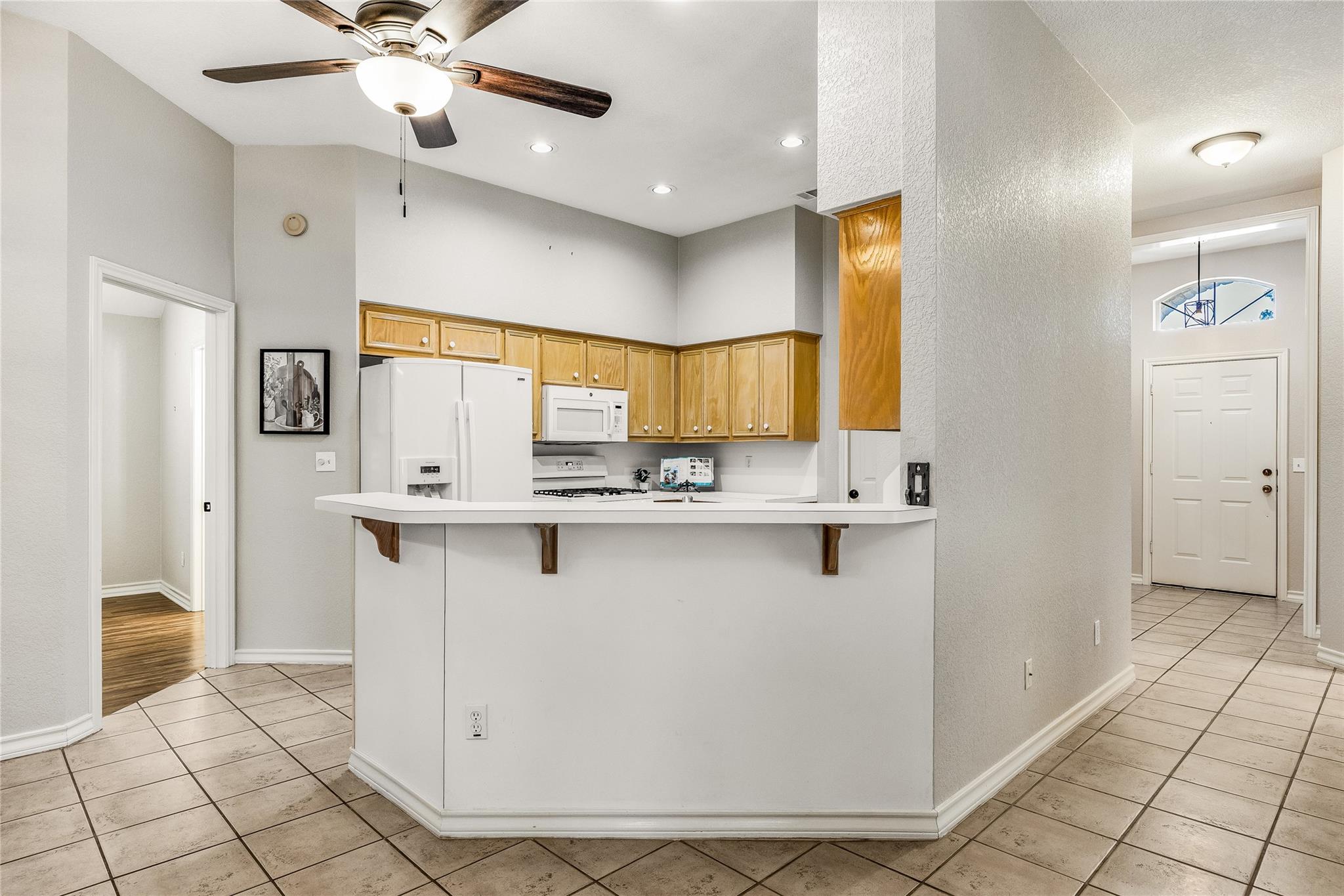 209 Village Dr Property Photo 10