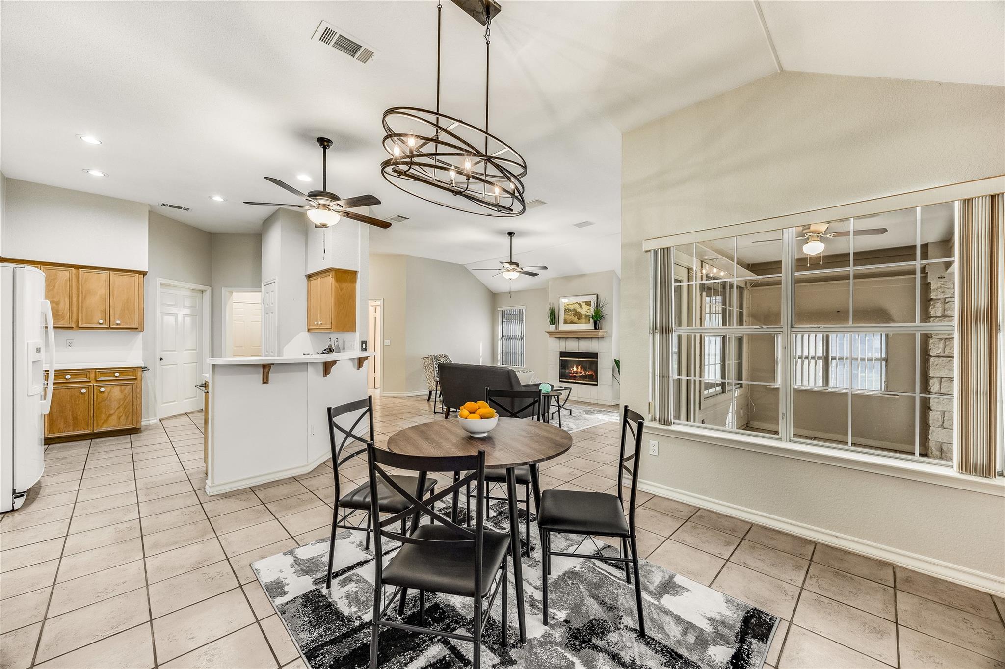 209 Village Dr Property Photo 16