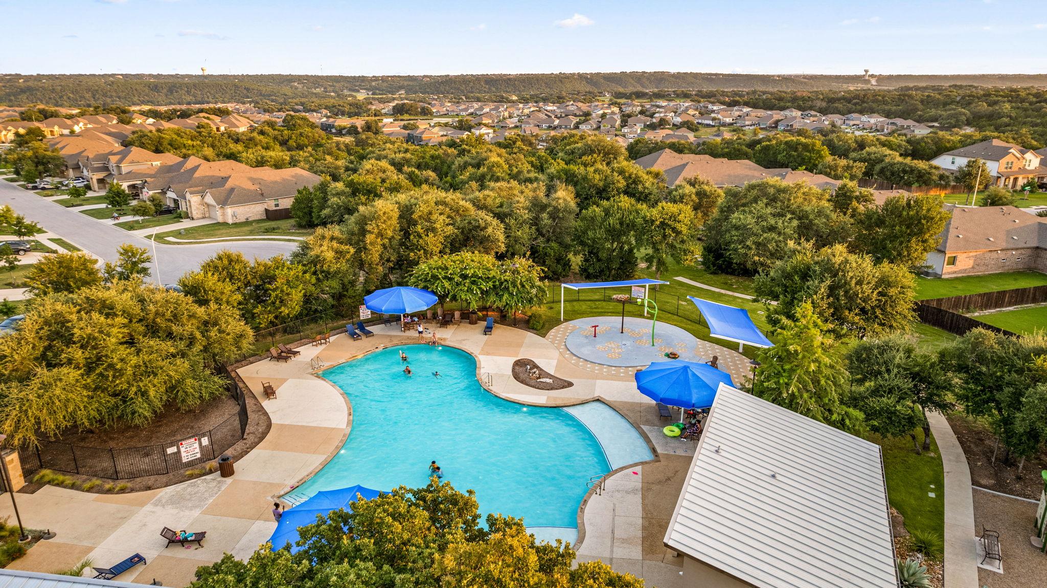 1633 Weavers Bnd Property Photo 25