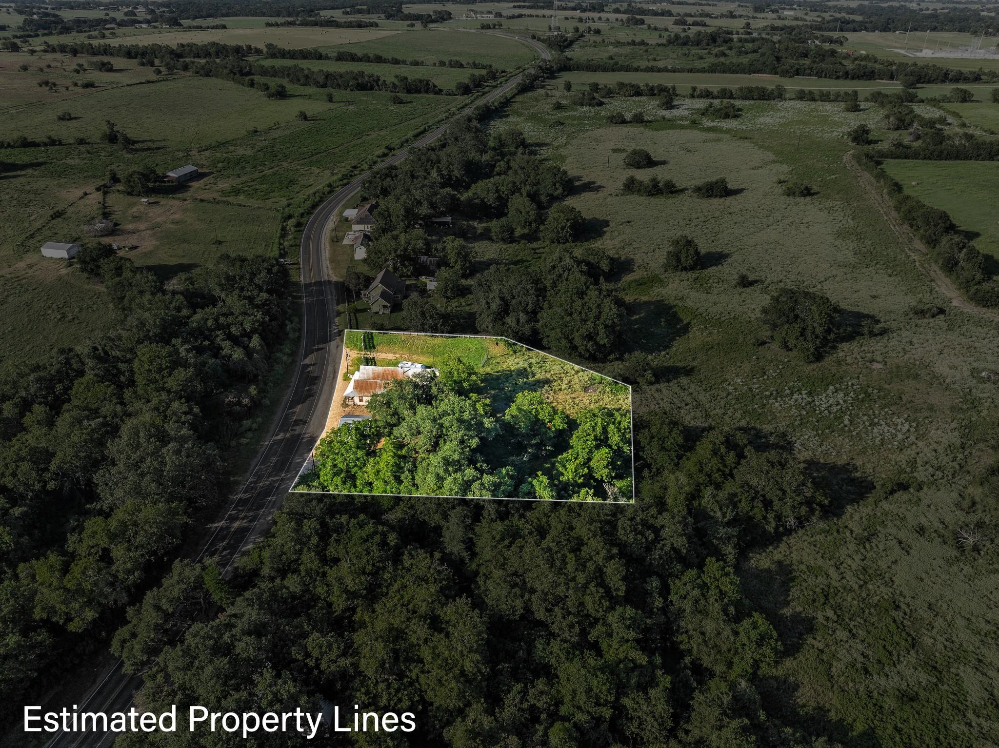 12528 Fm 109 Property Photo 13