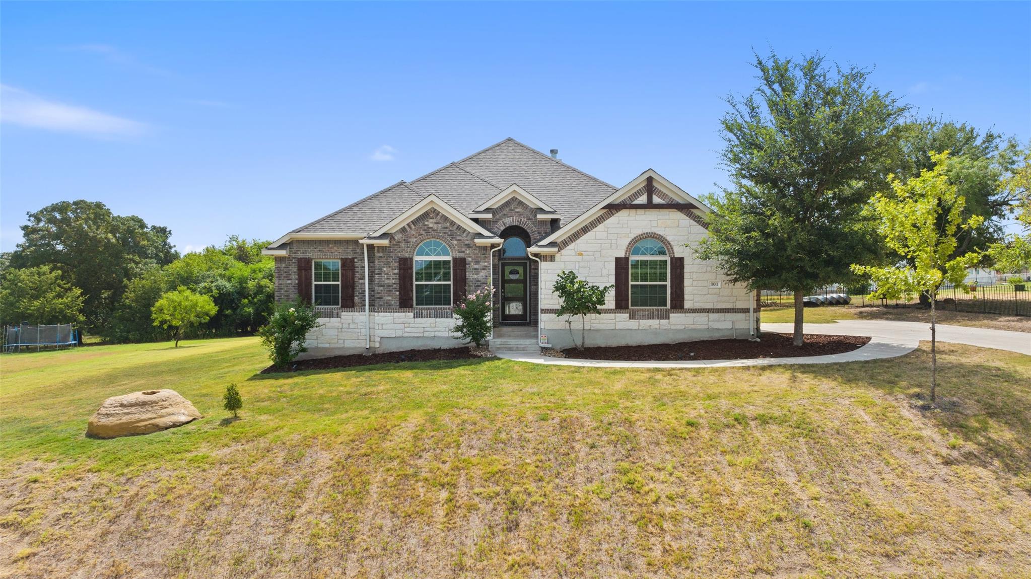 301 Double Eagle Ranch Dr Property Photo 1