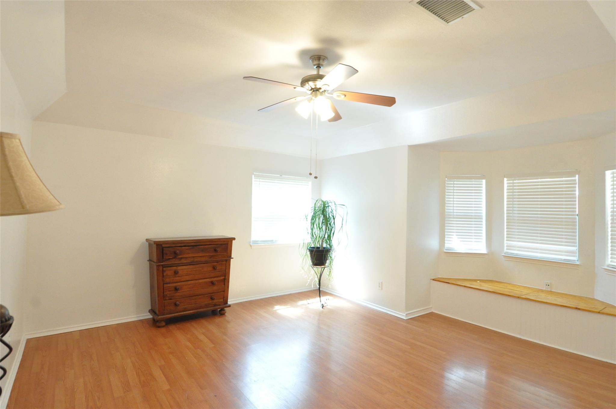 9902 Talleyran Dr Property Photo 12