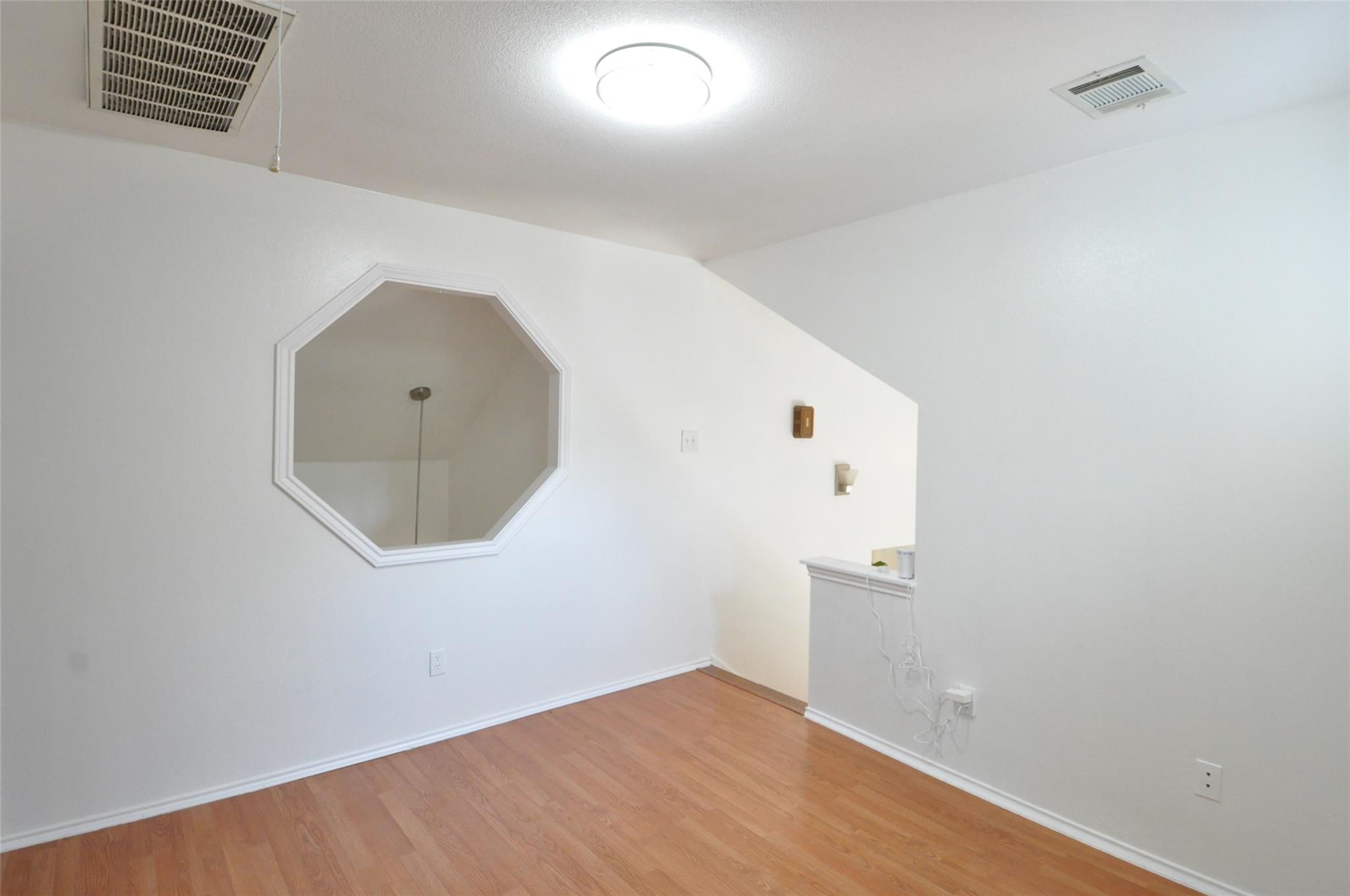 9902 Talleyran Dr Property Photo 18