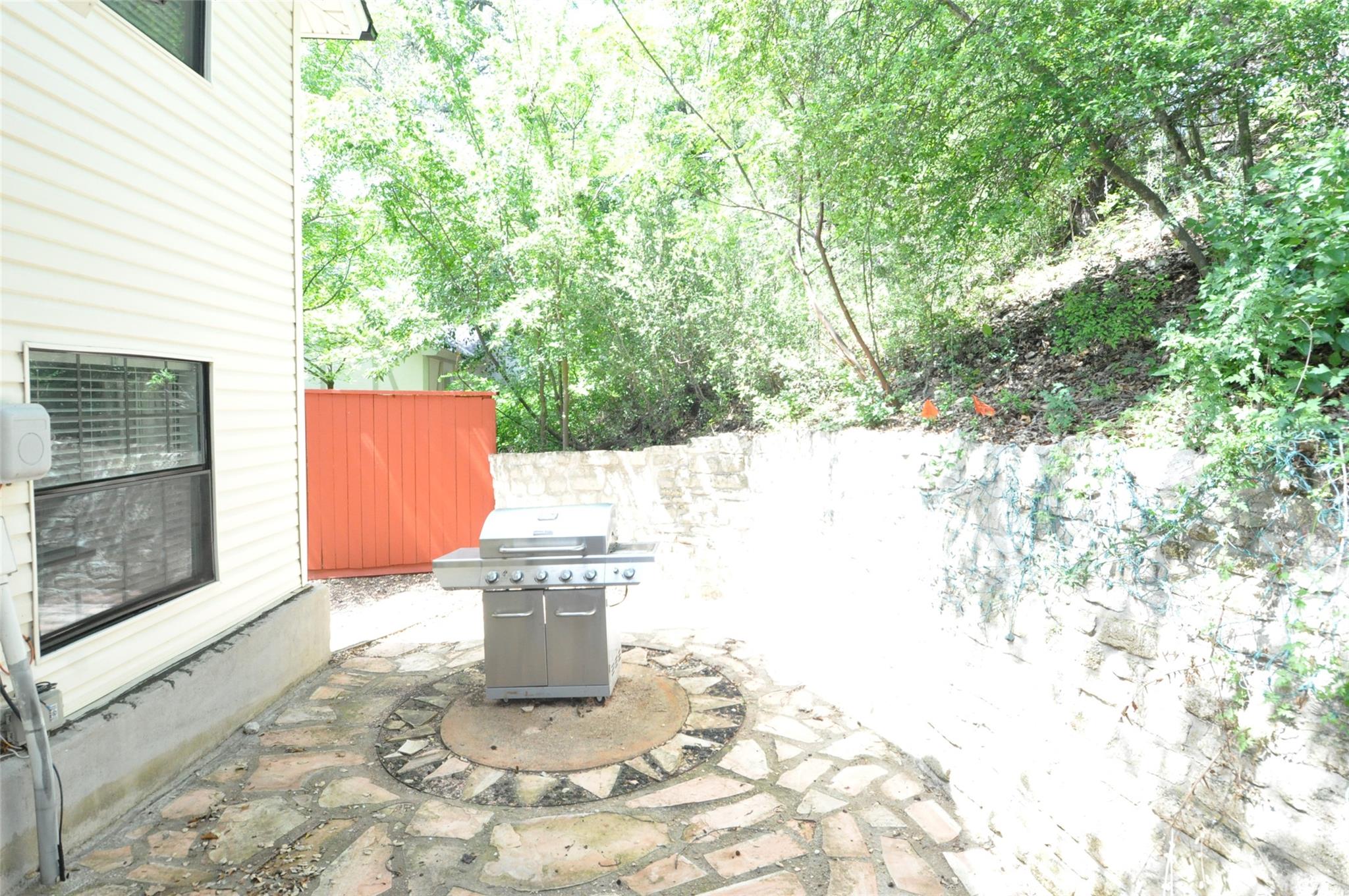 9902 Talleyran Dr Property Photo 23