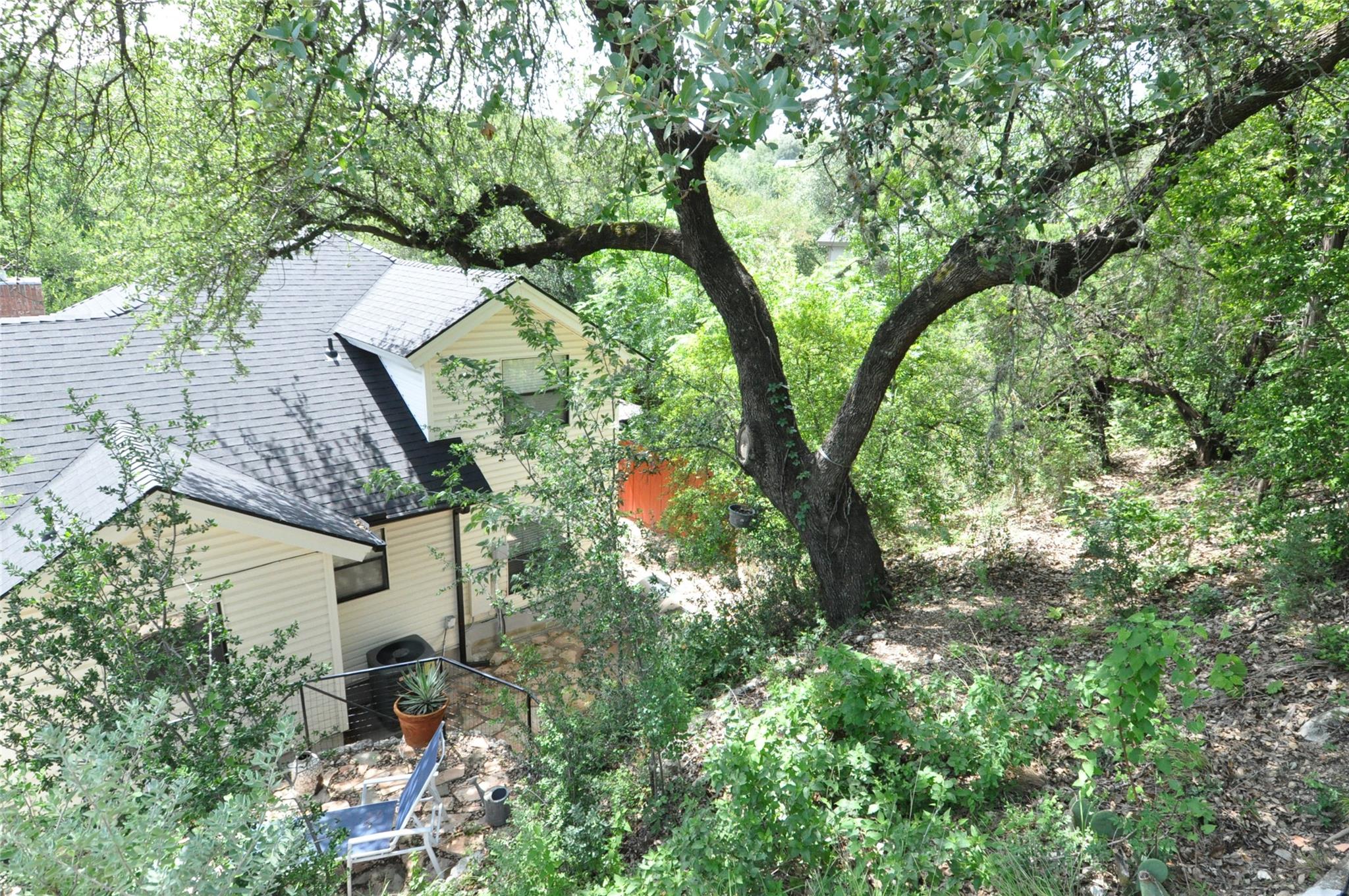 9902 Talleyran Dr Property Photo 25
