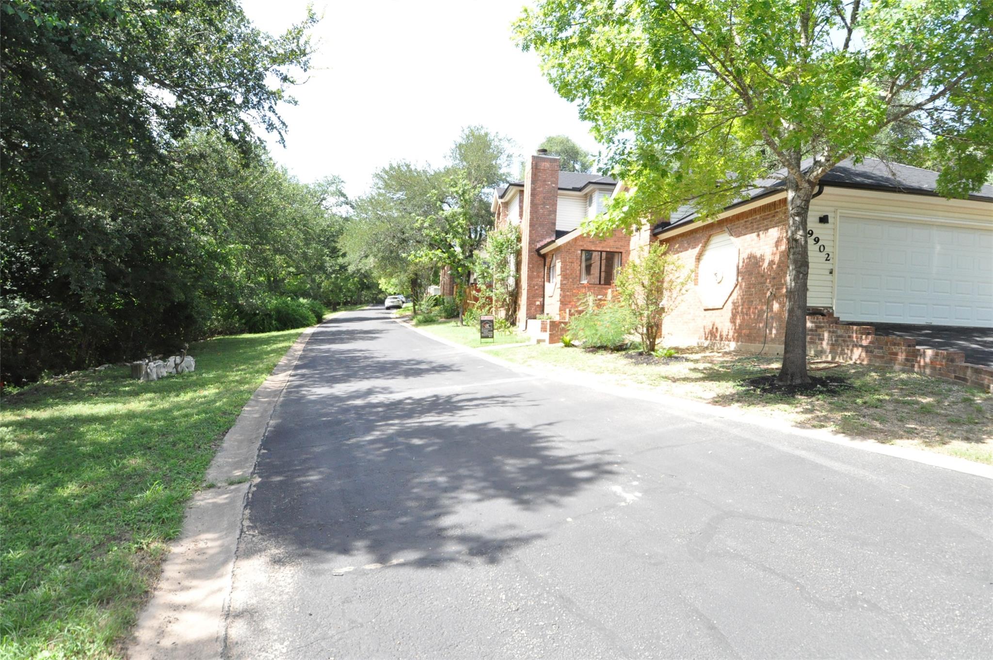 9902 Talleyran Dr Property Photo 31