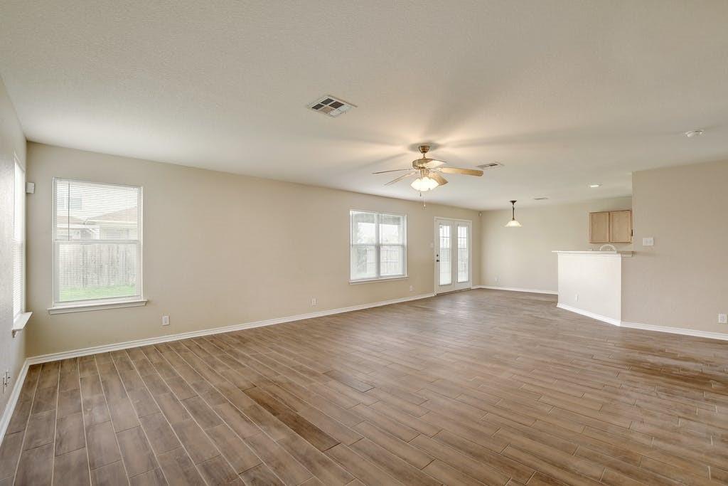 100 Pimlico None Property Photo 6