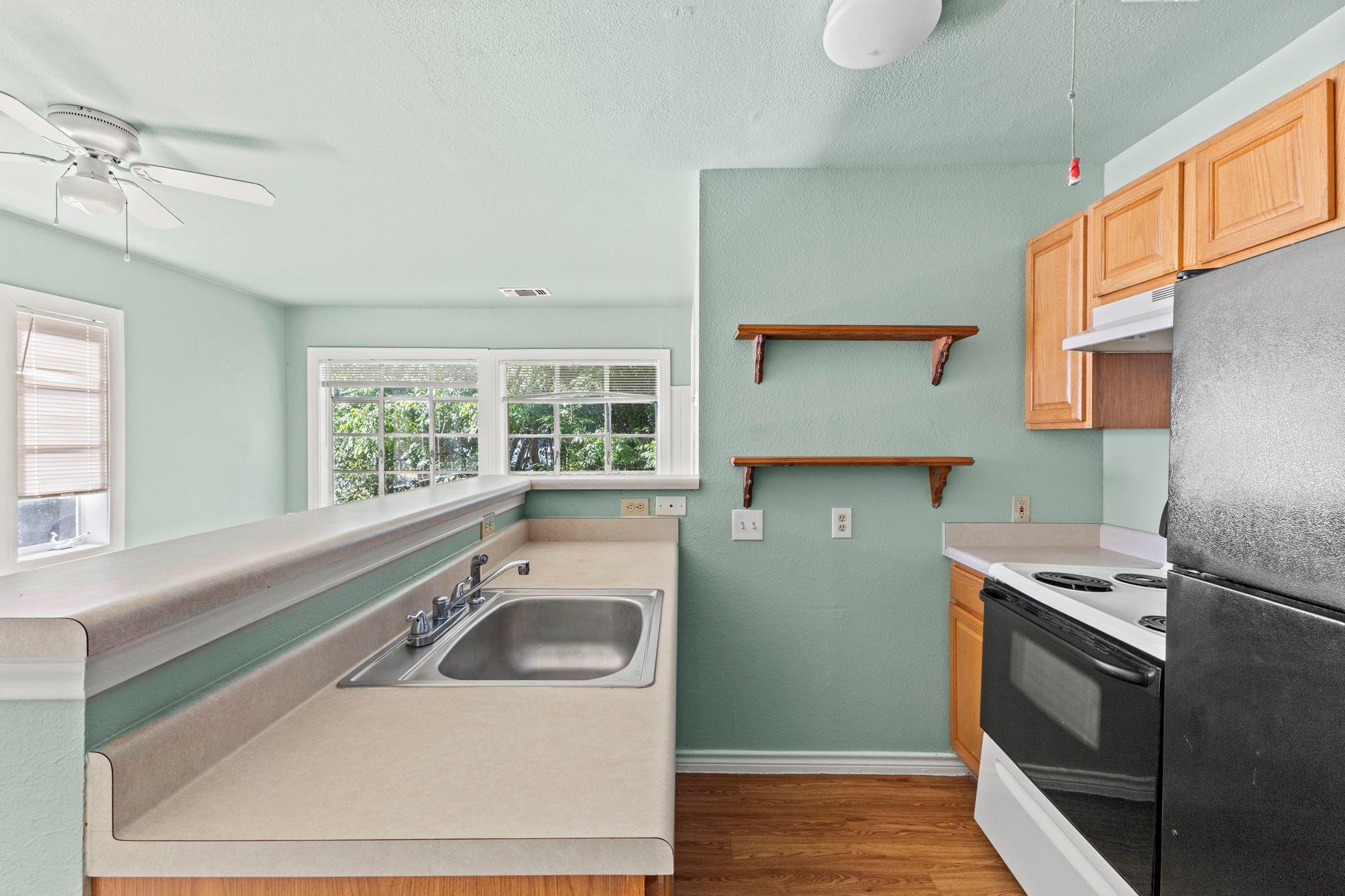 108 W Austin St #a Property Photo 5