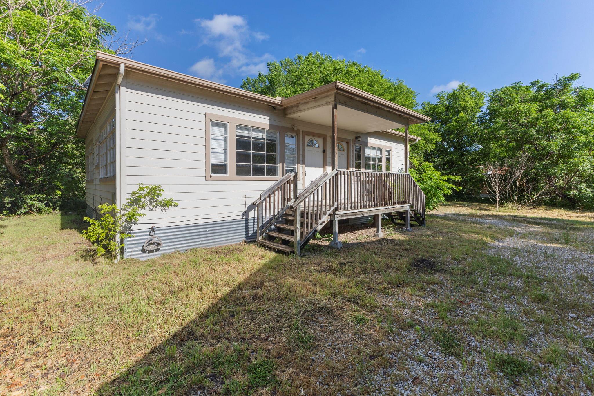 108 W Austin St #a Property Photo 7