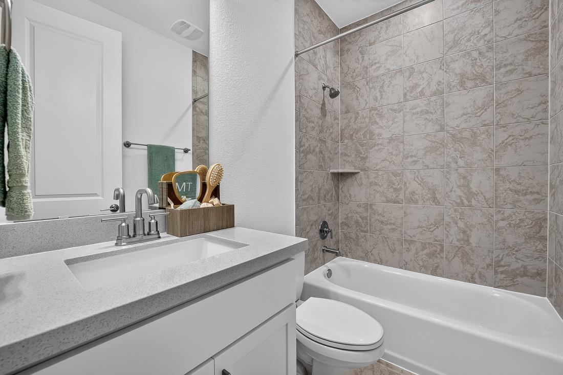 1604 Mulberry Oak Ln Property Photo 22